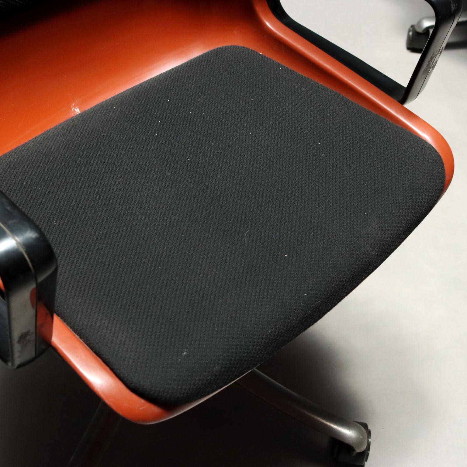 Deux chaises 'Modus' par Osvaldo Borsani pour Tecno 1980 Bon état - En vente à Milano, IT