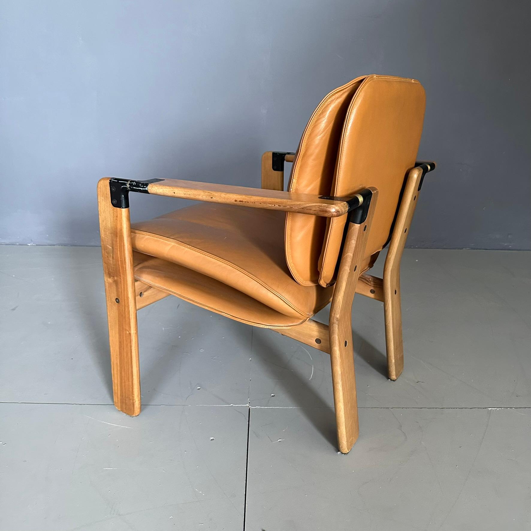 Mid-Century Modern 'Dueacca' armchair, by Franco Poli Bernini production Italian manufacturing 1980 For Sale
