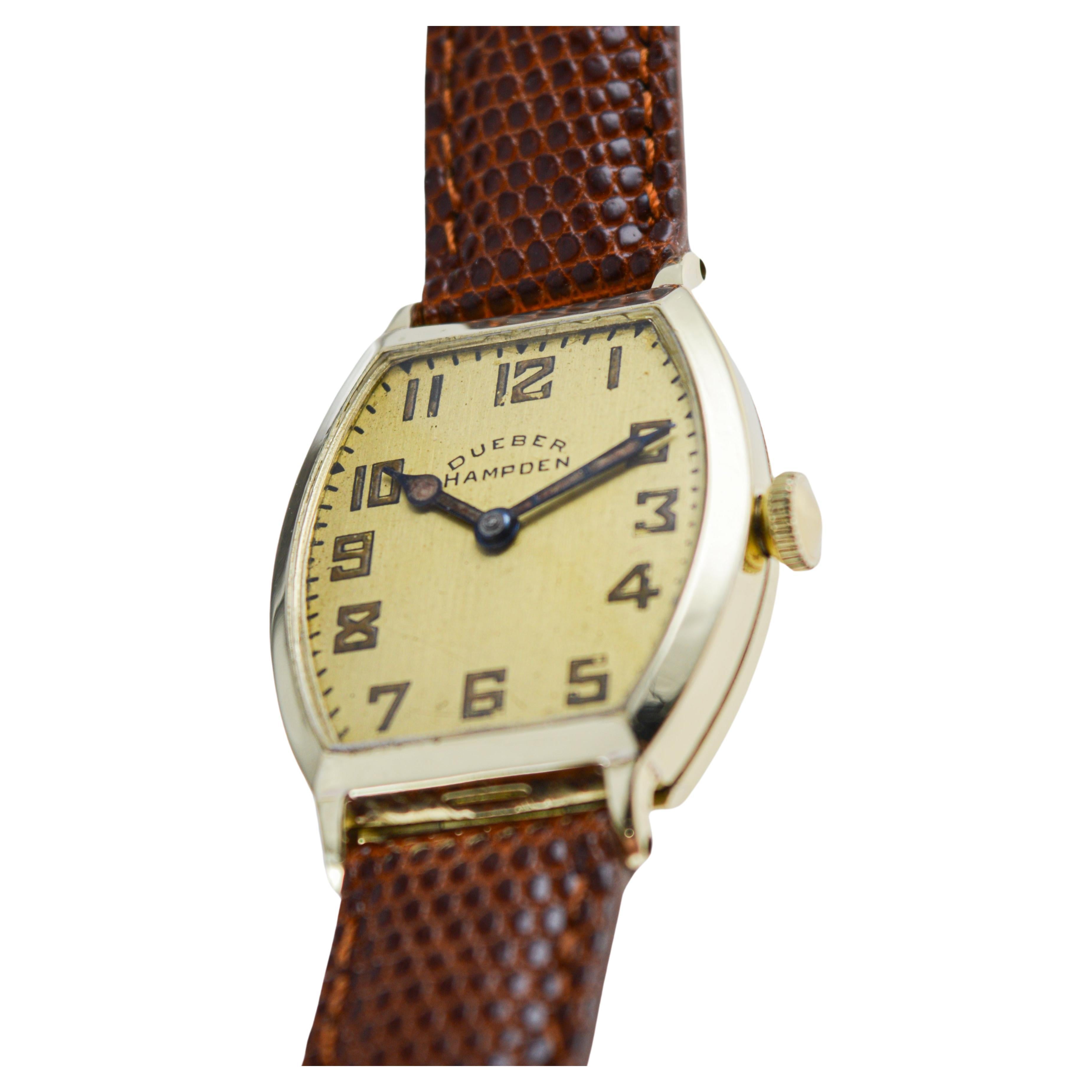 Dueber Hampden, montre Art déco en forme de tonneau, remplie d'or jaune, circa 1919 en vente 5