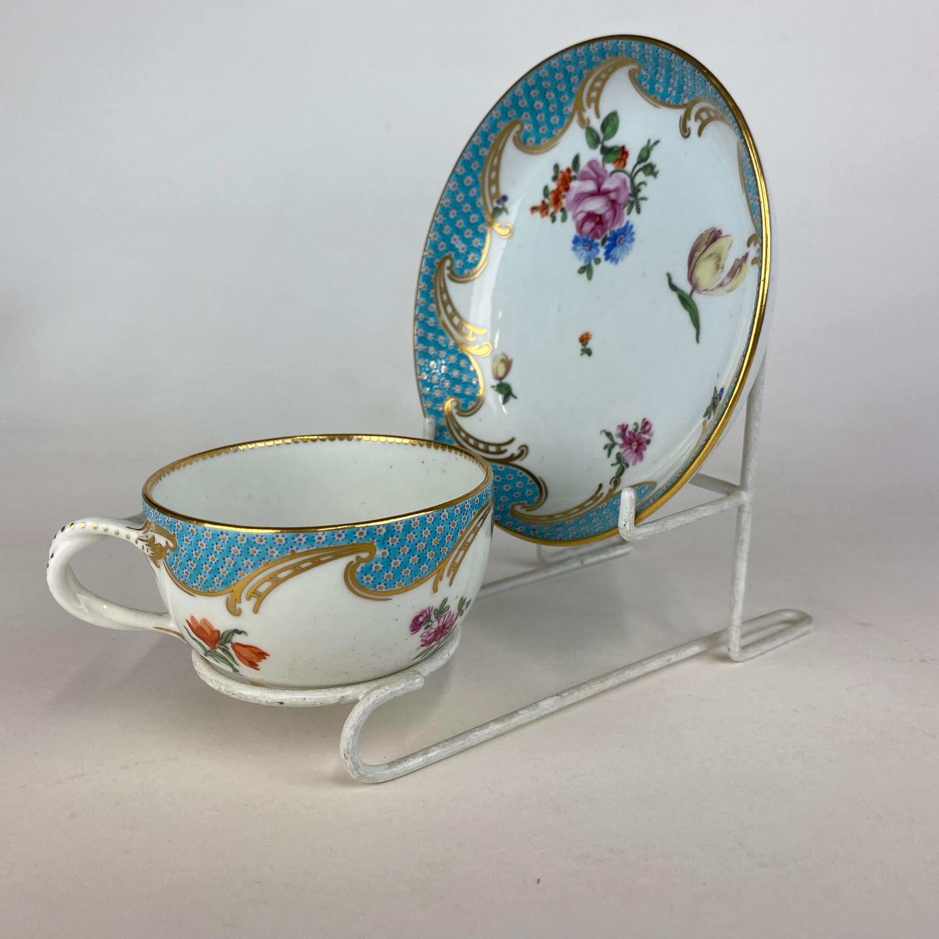 Europeo Tazza e piattino Duesbury Derby 1765 circa in vendita