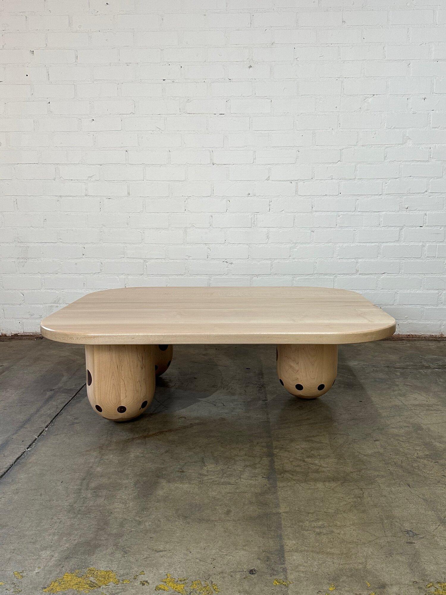 Dug trio coffee table For Sale 6