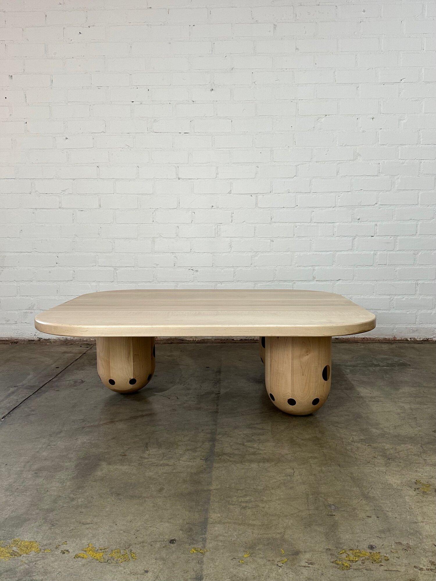 Dug trio coffee table For Sale 4