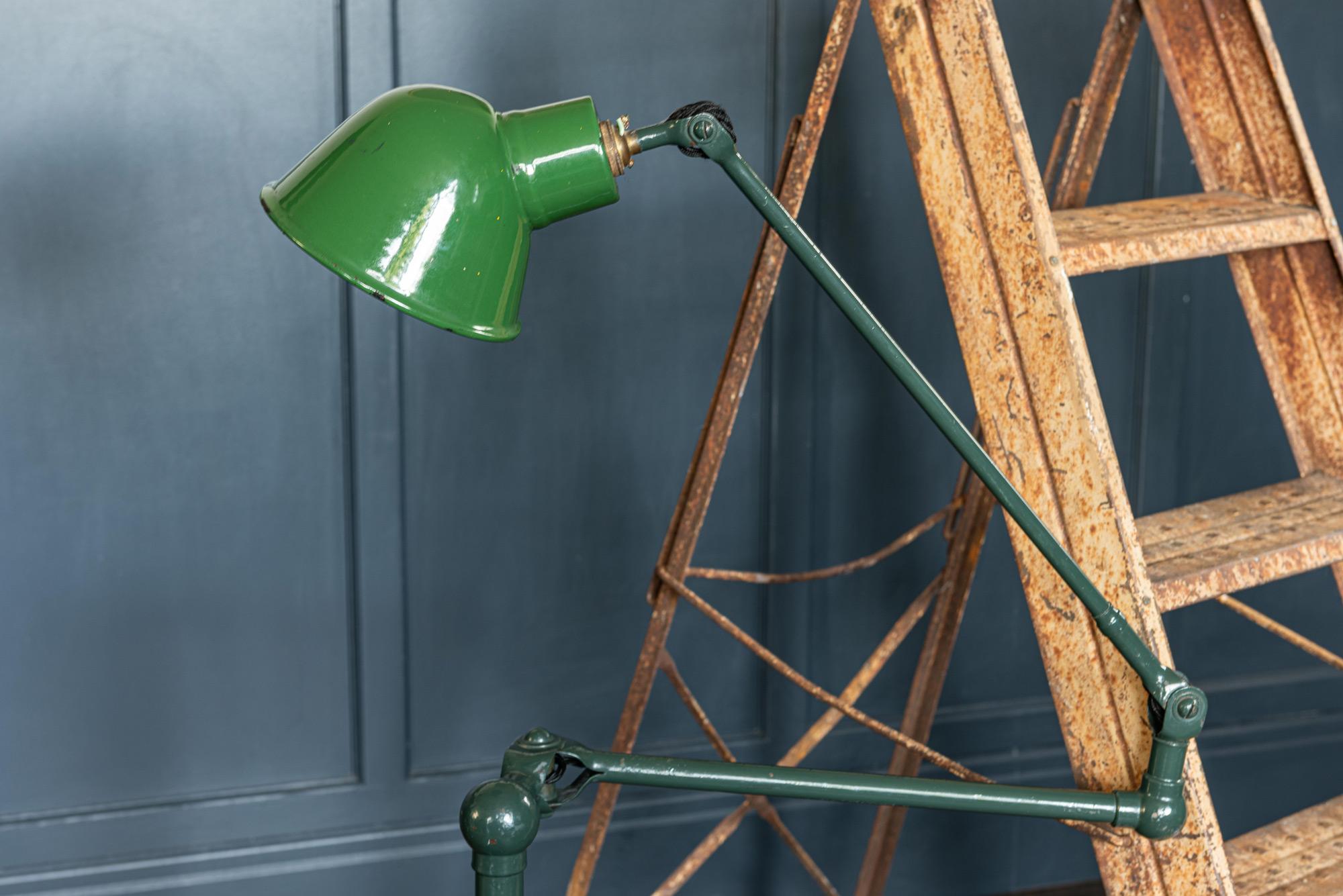 Dugdills Große Anglepoise-Lampe, um 1920 (Englisch) im Angebot