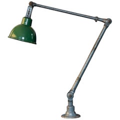 Grande lampe à angle droit de Dugdills:: vers 1930