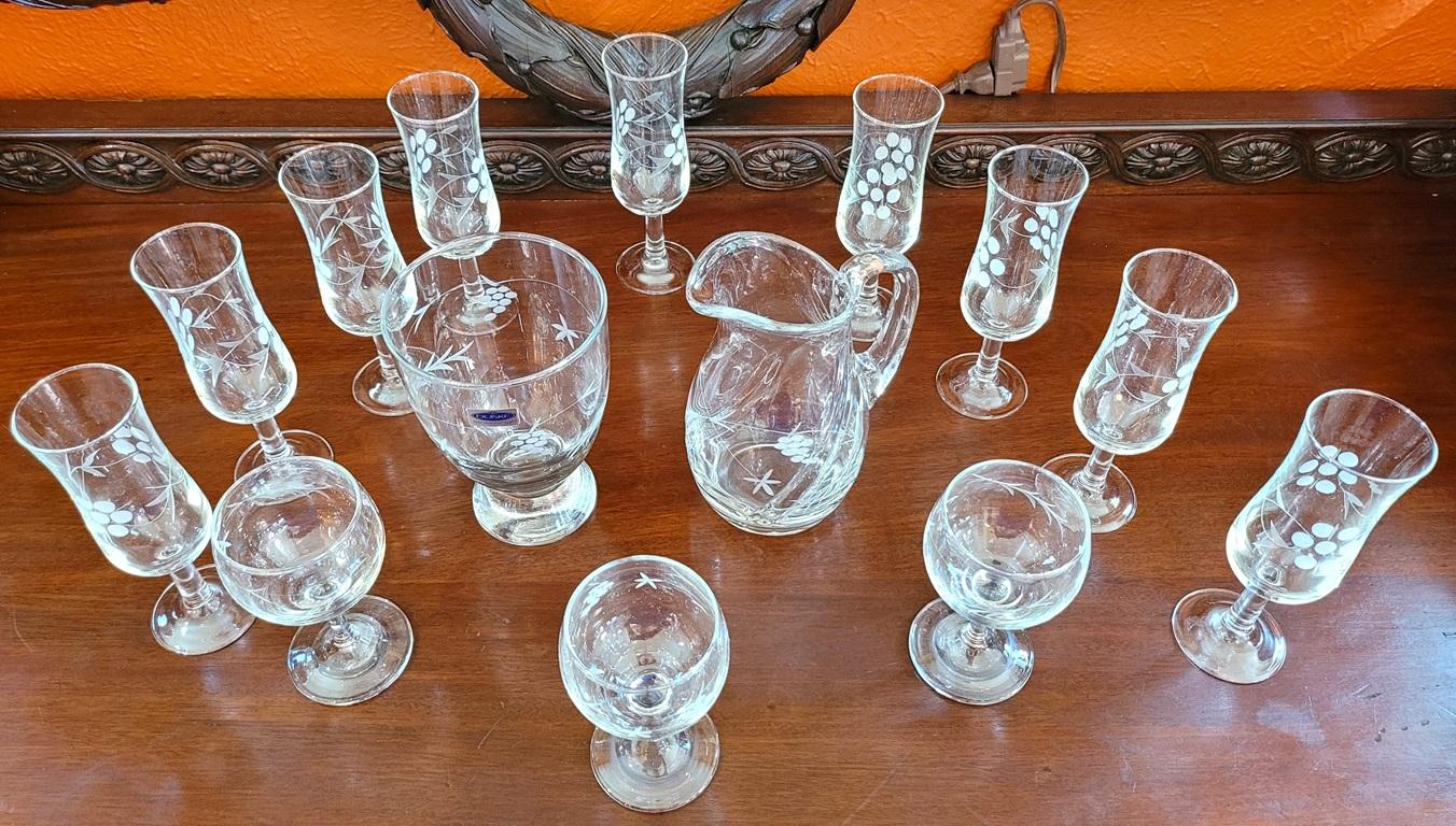 Duiske Irisches handgeschliffenes Glaswaren-Set im Angebot 4