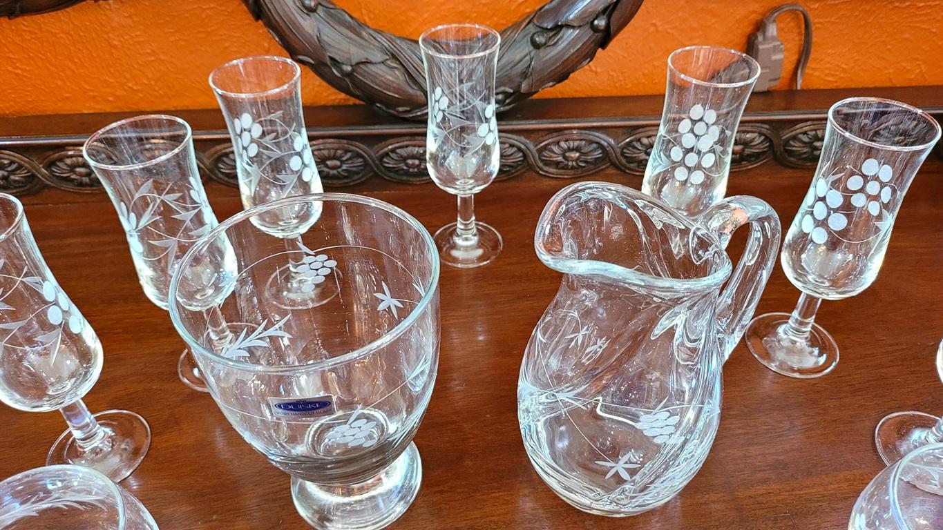 Duiske Irisches handgeschliffenes Glaswaren-Set im Angebot 5