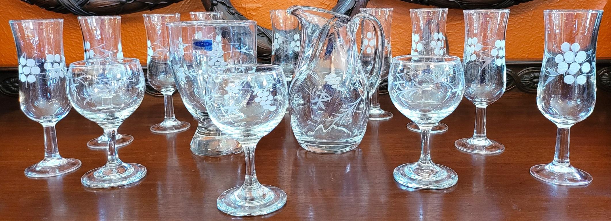 Duiske Irish Hand Cut Glassware Set In Excellent Condition For Sale In Dallas, TX