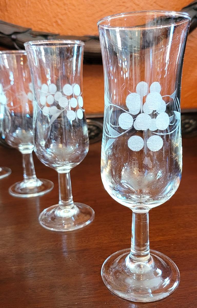 20ième siècle Set de verres irlandais taillés à la main Duiske en vente