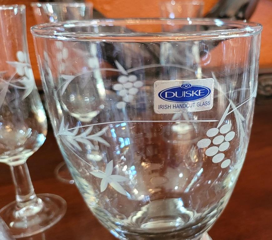 Duiske Irisches handgeschliffenes Glaswaren-Set im Angebot 2