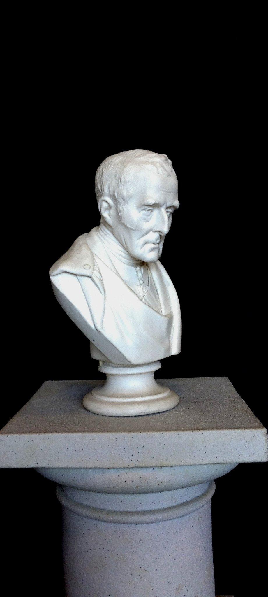 Duke of Wellington Marble Bust, 20th Century In Excellent Condition For Sale In London, GB