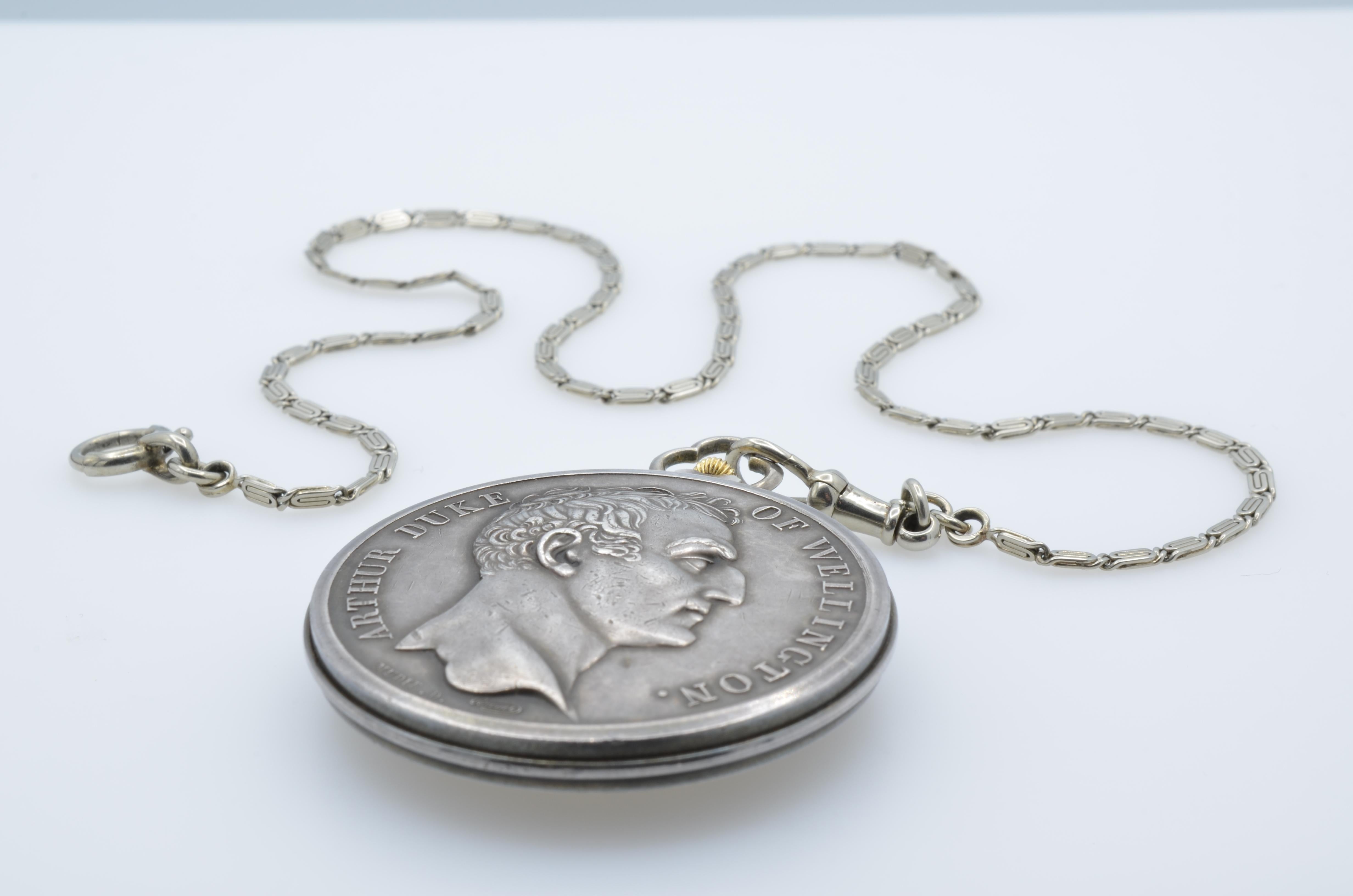 Duke of Wellington Medal Pocket Watch Silver with Chain, 1930 In Excellent Condition For Sale In Berkeley, CA