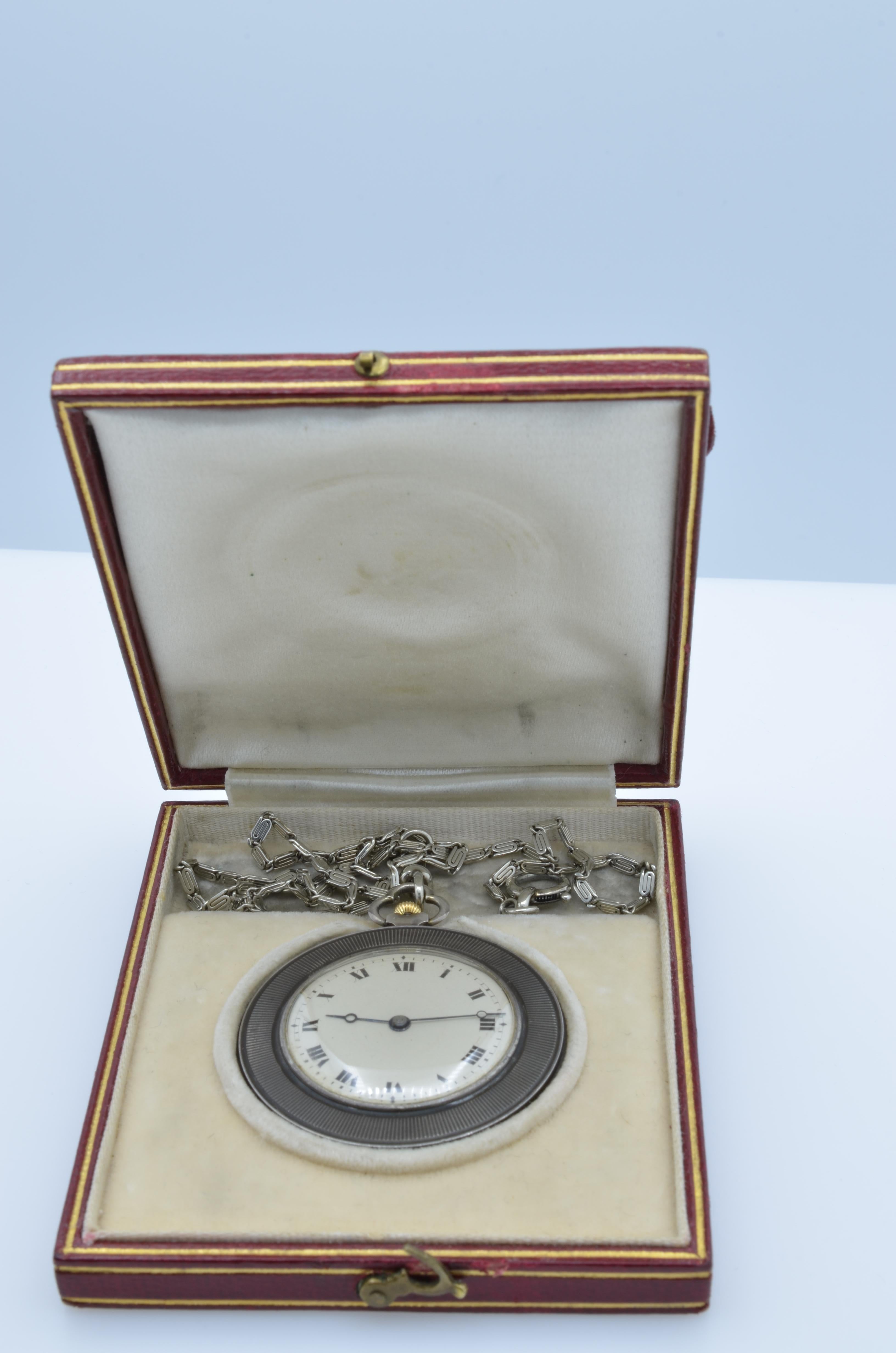 Duke of Wellington Medal Pocket Watch Silver with Chain, 1930 For Sale 1