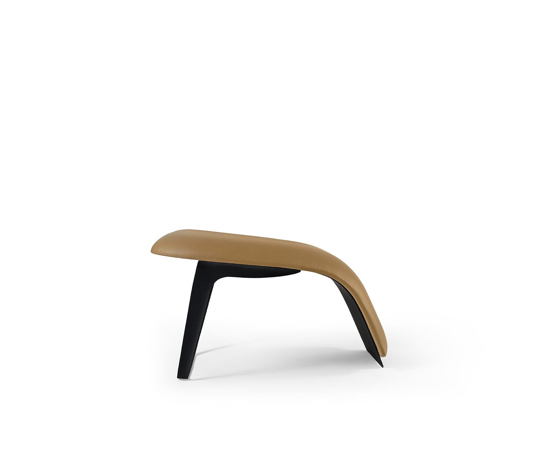 Indiano Duma Ottoman by Madheke in vendita
