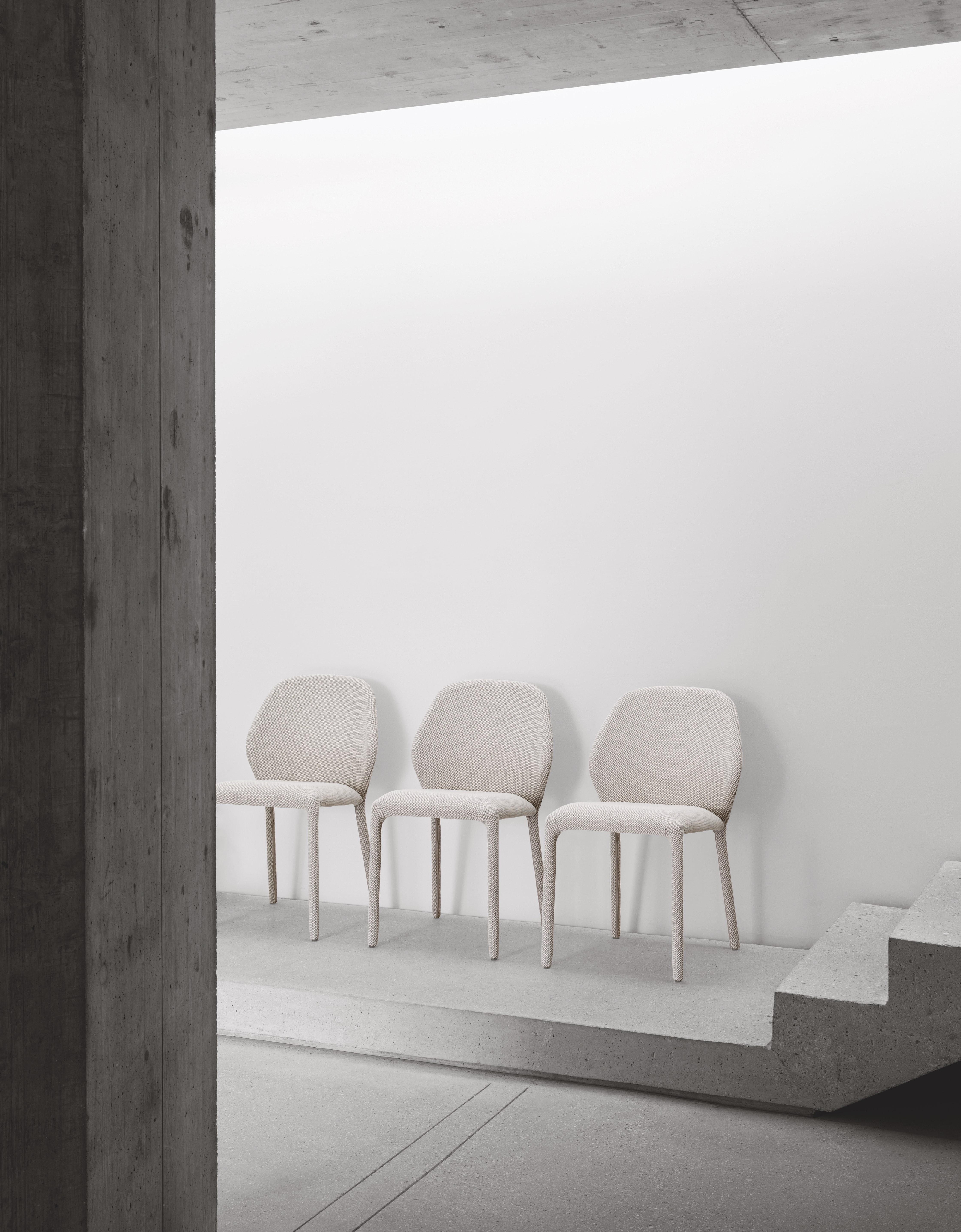 Dumbo is the universal padded chair, generous yet lightweight. Its backrest appears to have two ears extending from it, making it even bigger and cosier. 

Founded in 2006 by Enrica Cavarzan and Marco Zavagno, Zaven is a design studio dedicated to