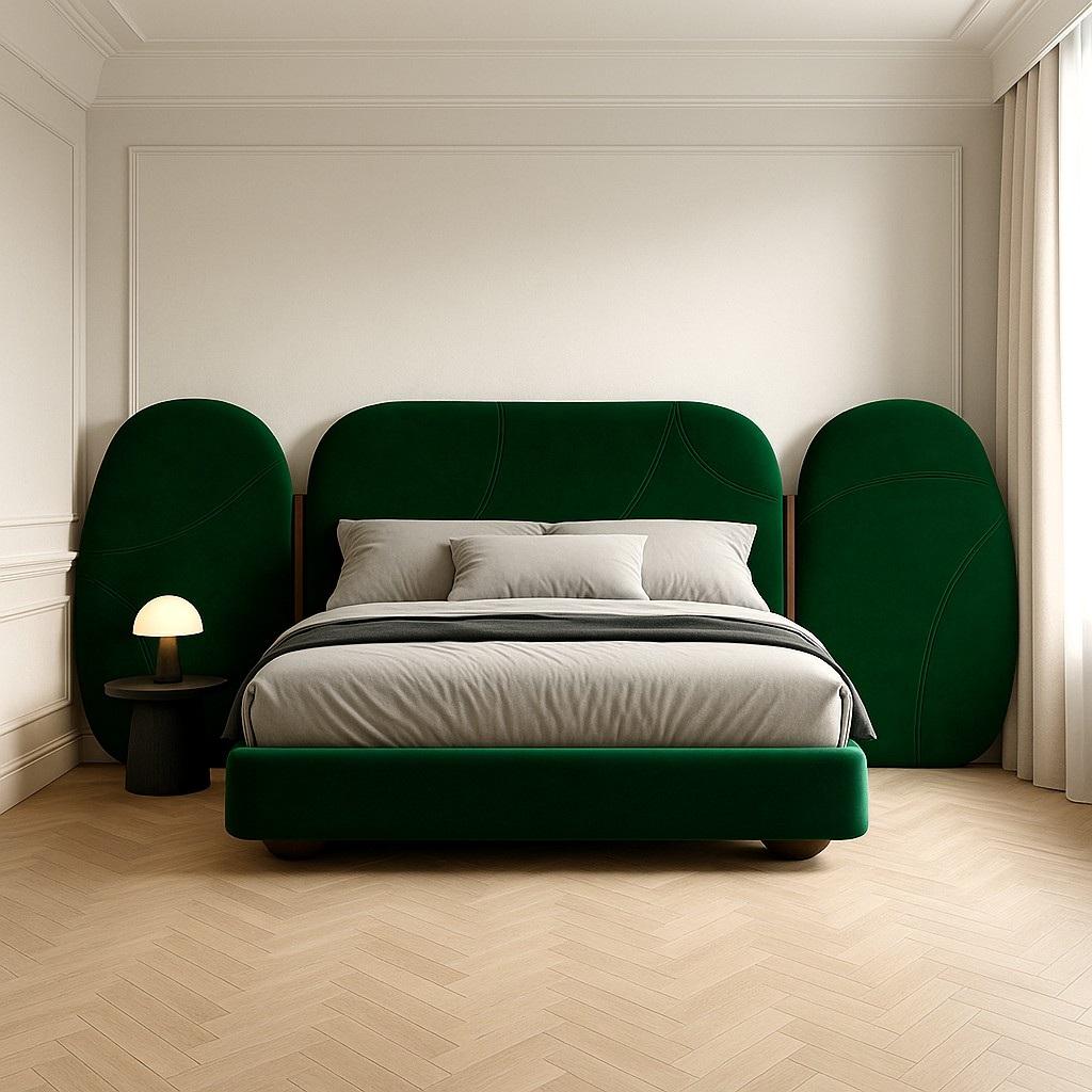 Tissu d'ameublement Dumbo Dream, lit king size contemporain en velours en vente