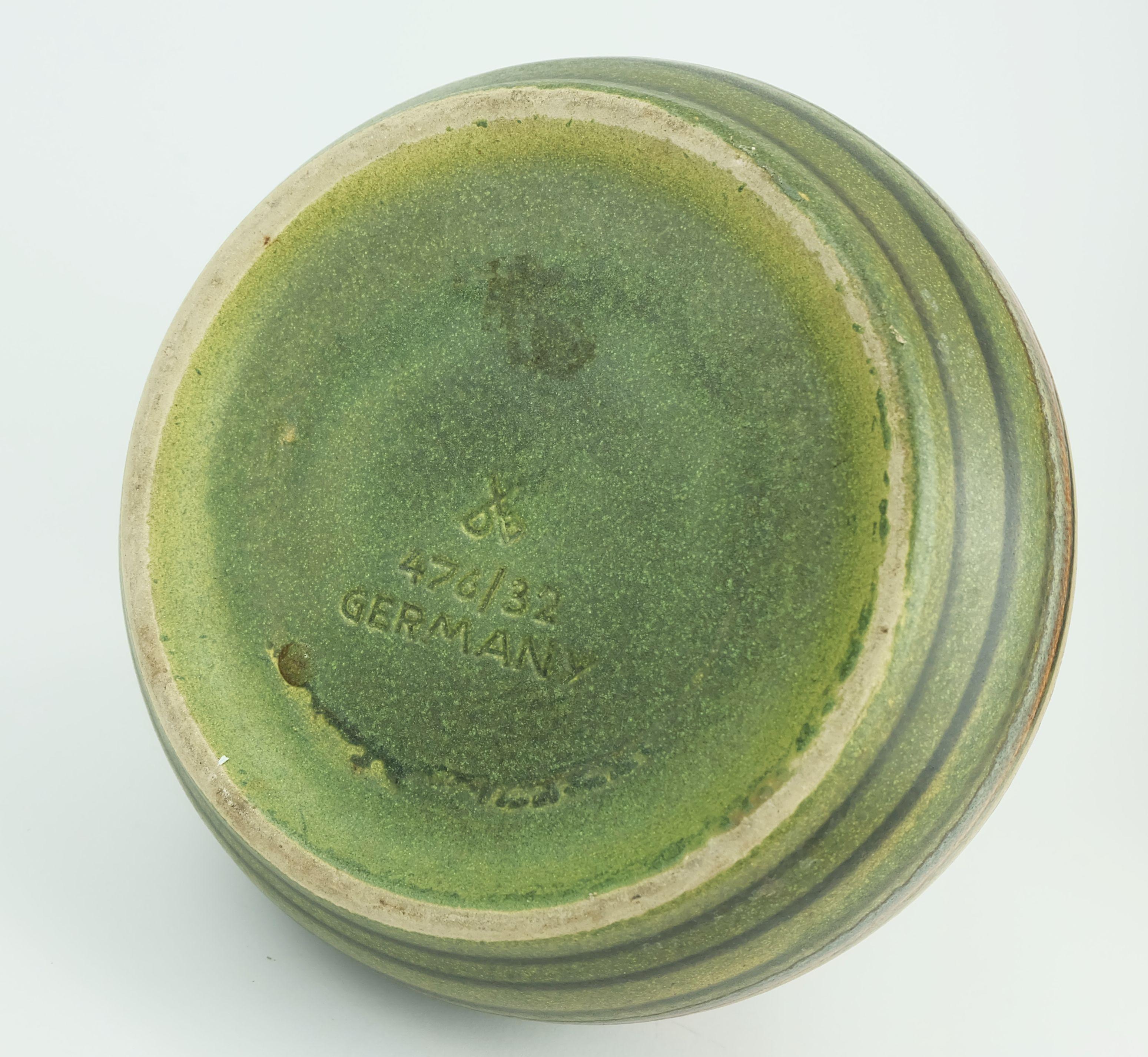 Vaso in ceramica di metà secolo di dumler & breiden Model No. 476/32 a righe deKor 1960 in vendita 4