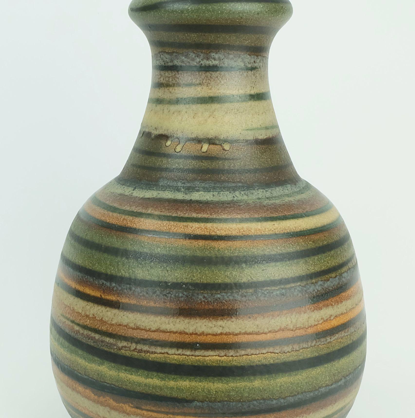 Ceramica Vaso in ceramica di metà secolo di dumler & breiden Model No. 476/32 a righe deKor 1960 in vendita