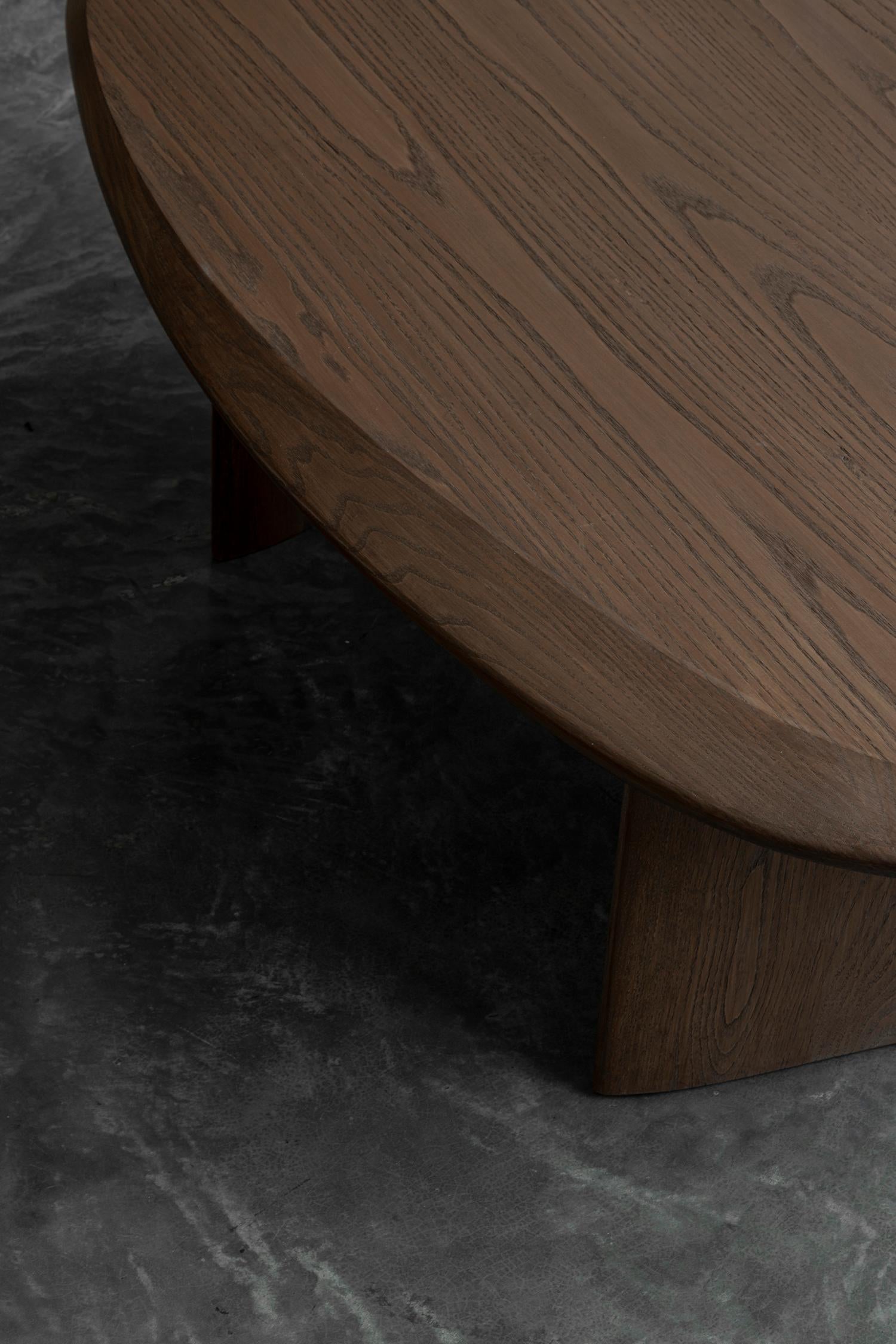 Duna Coffee Table in Solid Walnut Wood, Coffee Table by Joel Escalona en vente 6