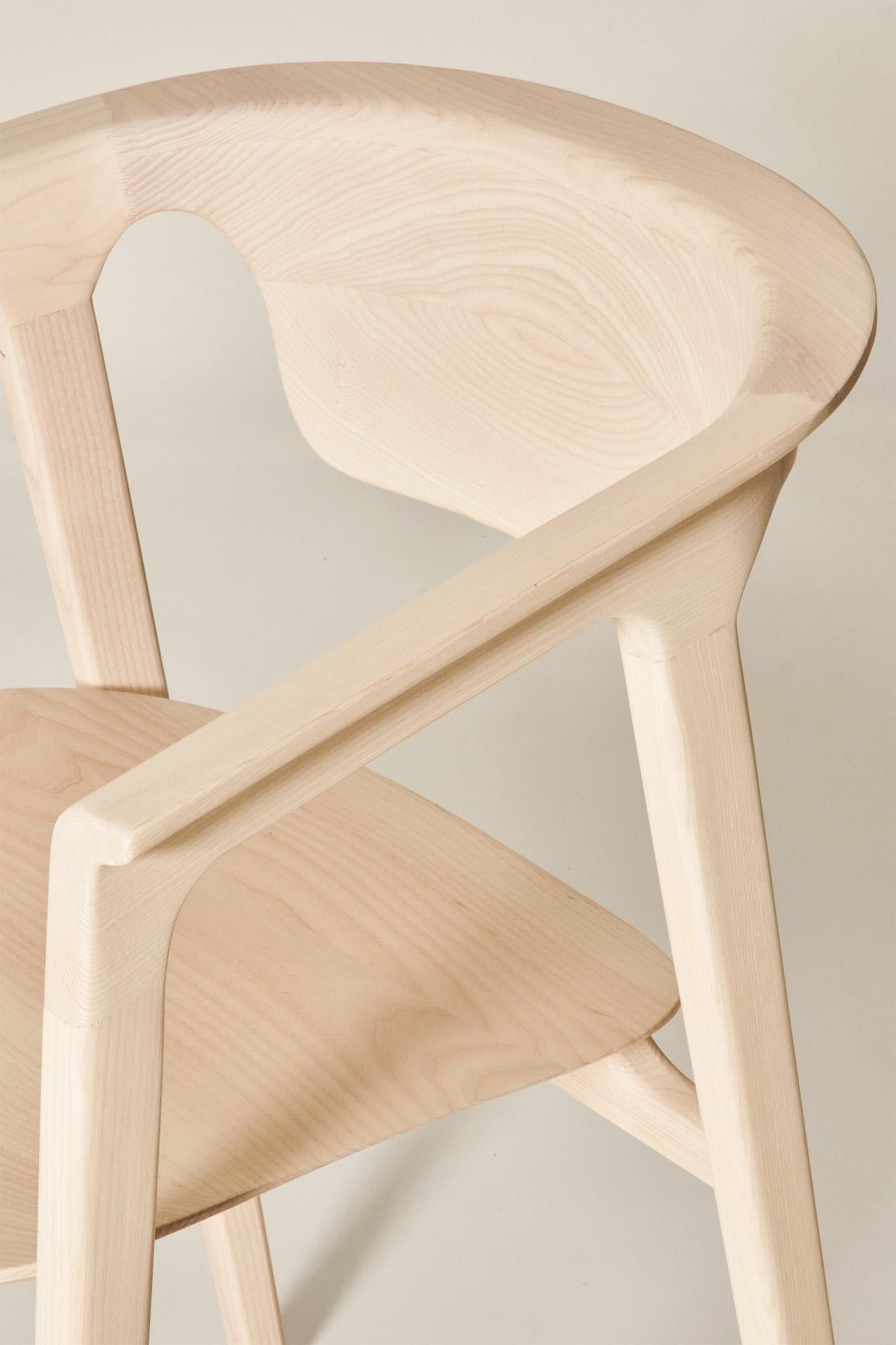 Duna Solid Wood Chair, Ash in Handmade Natural Finish, Contemporary For Sale 4