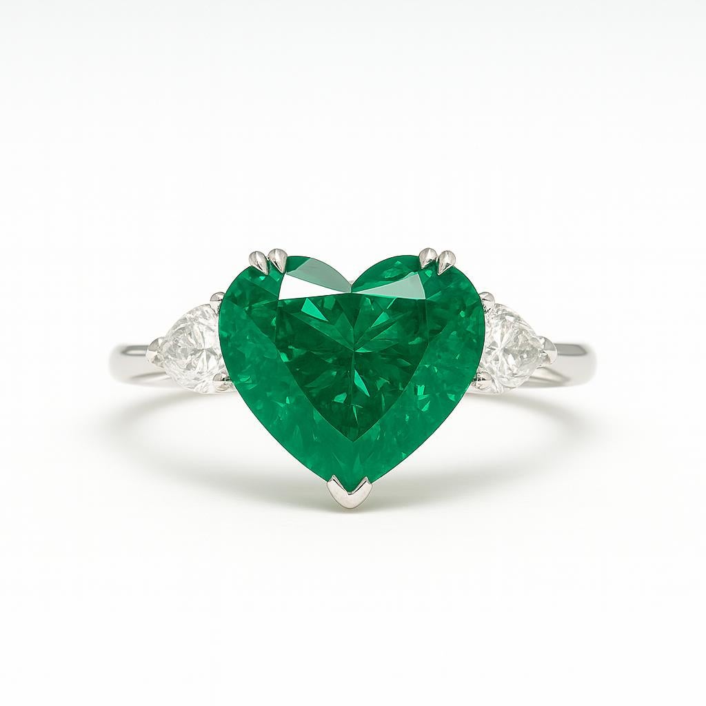 Taille cœur Dunaigre Certified 11.06ct Heart-Shaped Emerald Pear Diamond Platinum Ring en vente