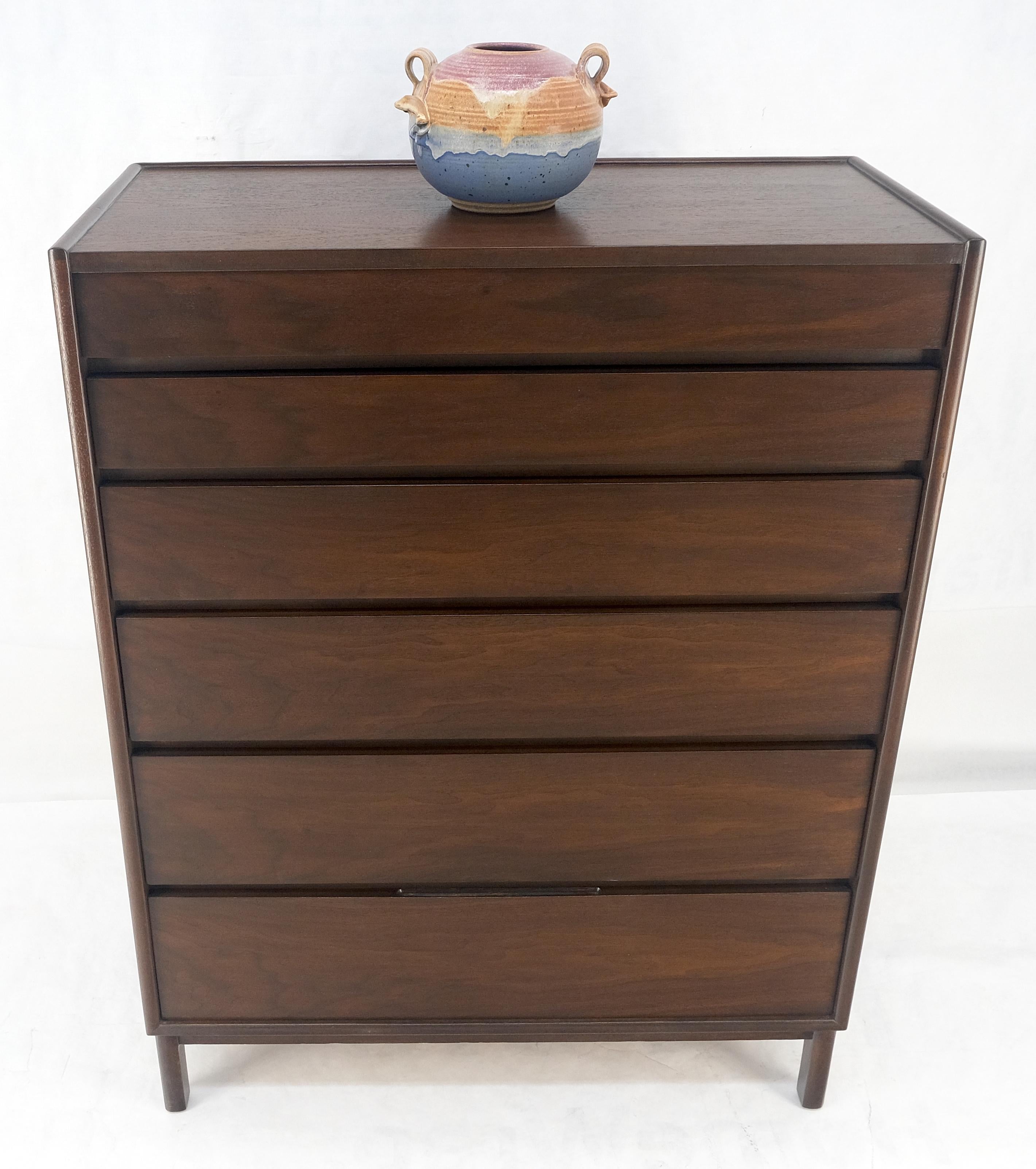 ¡Dunbar Cómoda Pecho Alto 6 Cajones Nogal Oscuro Mid Century Modern MINT! en venta 6