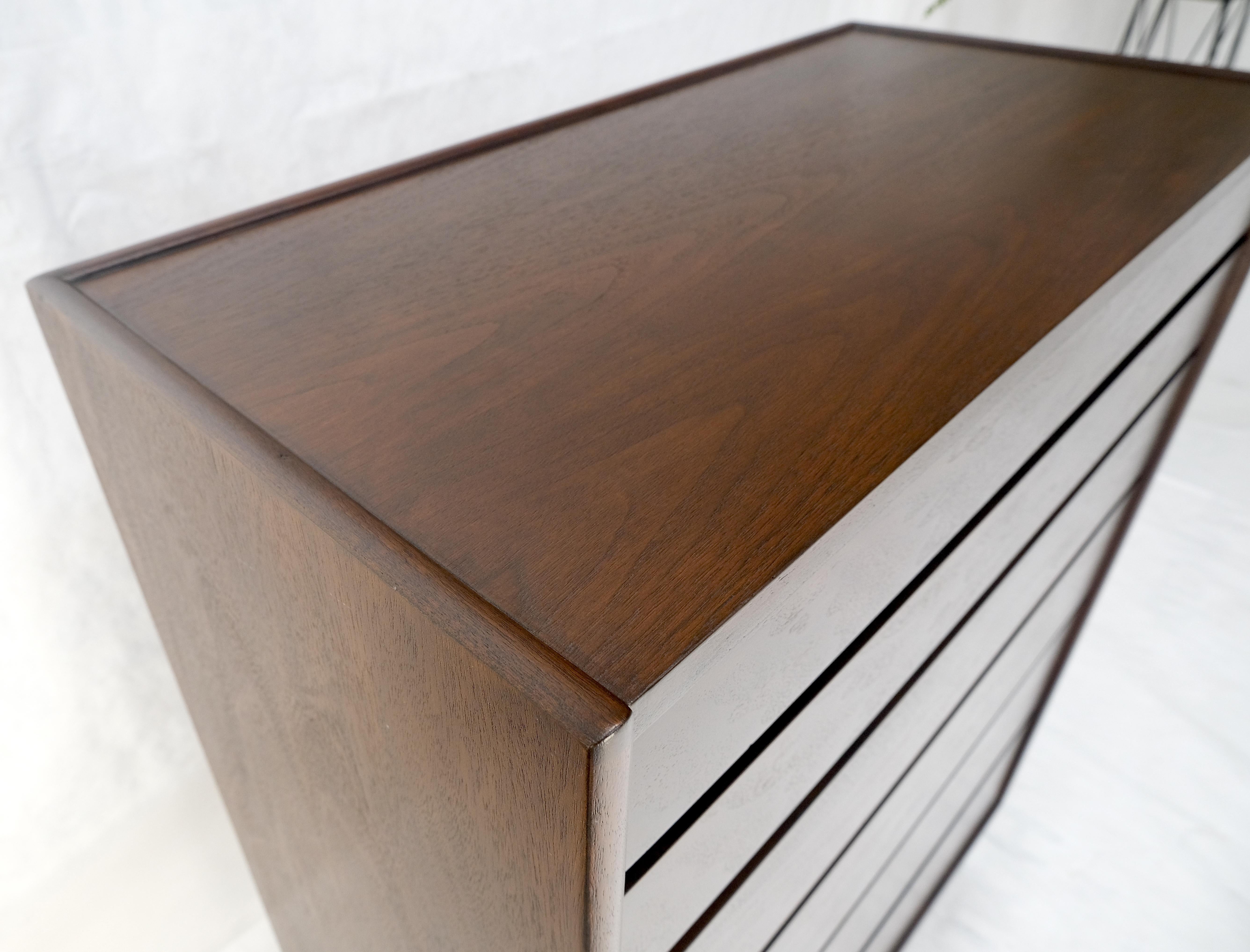 ¡Dunbar Cómoda Pecho Alto 6 Cajones Nogal Oscuro Mid Century Modern MINT! en venta 9