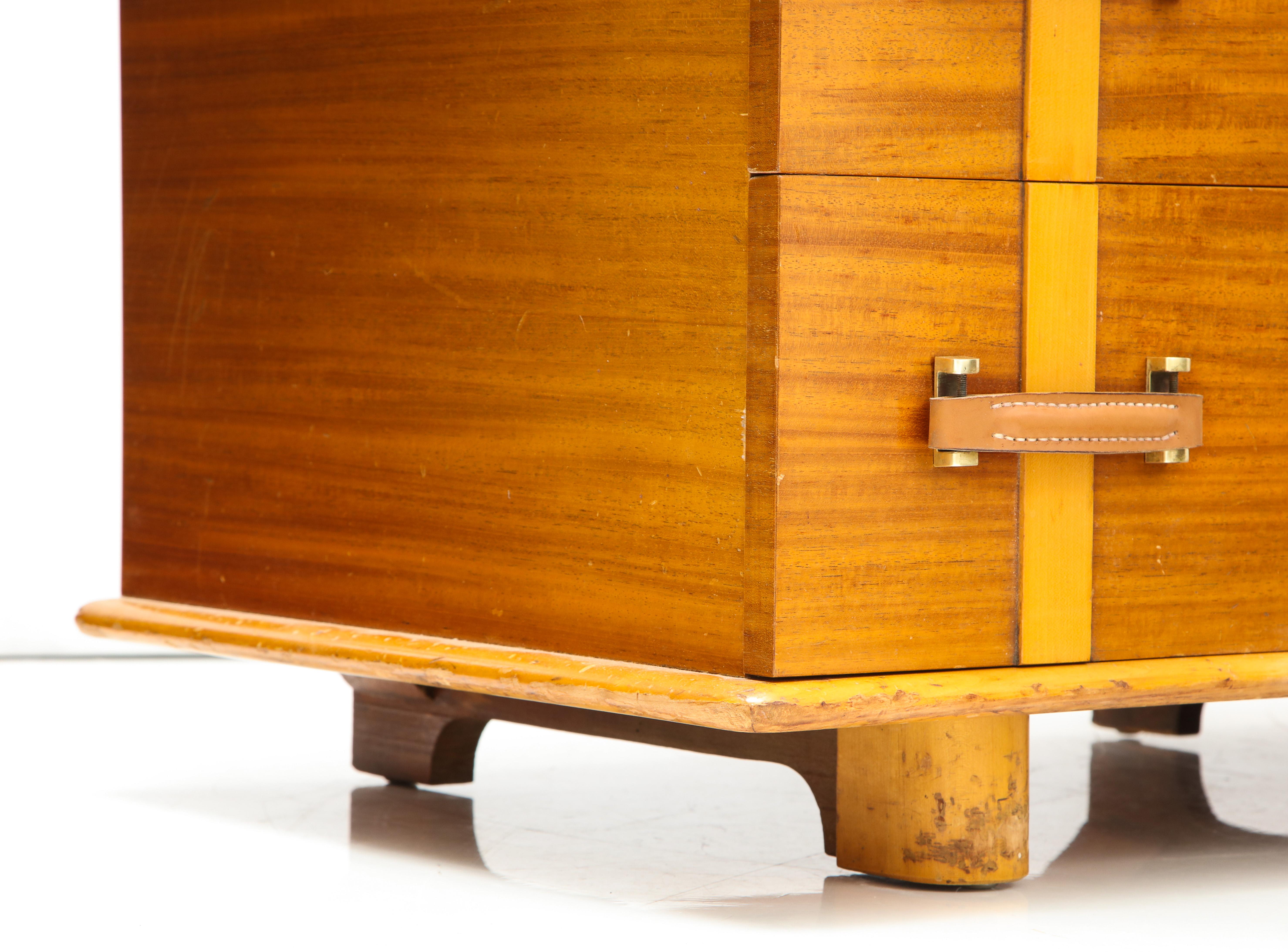 Dunbar Credenza Sideboard by Edward Wormley 10