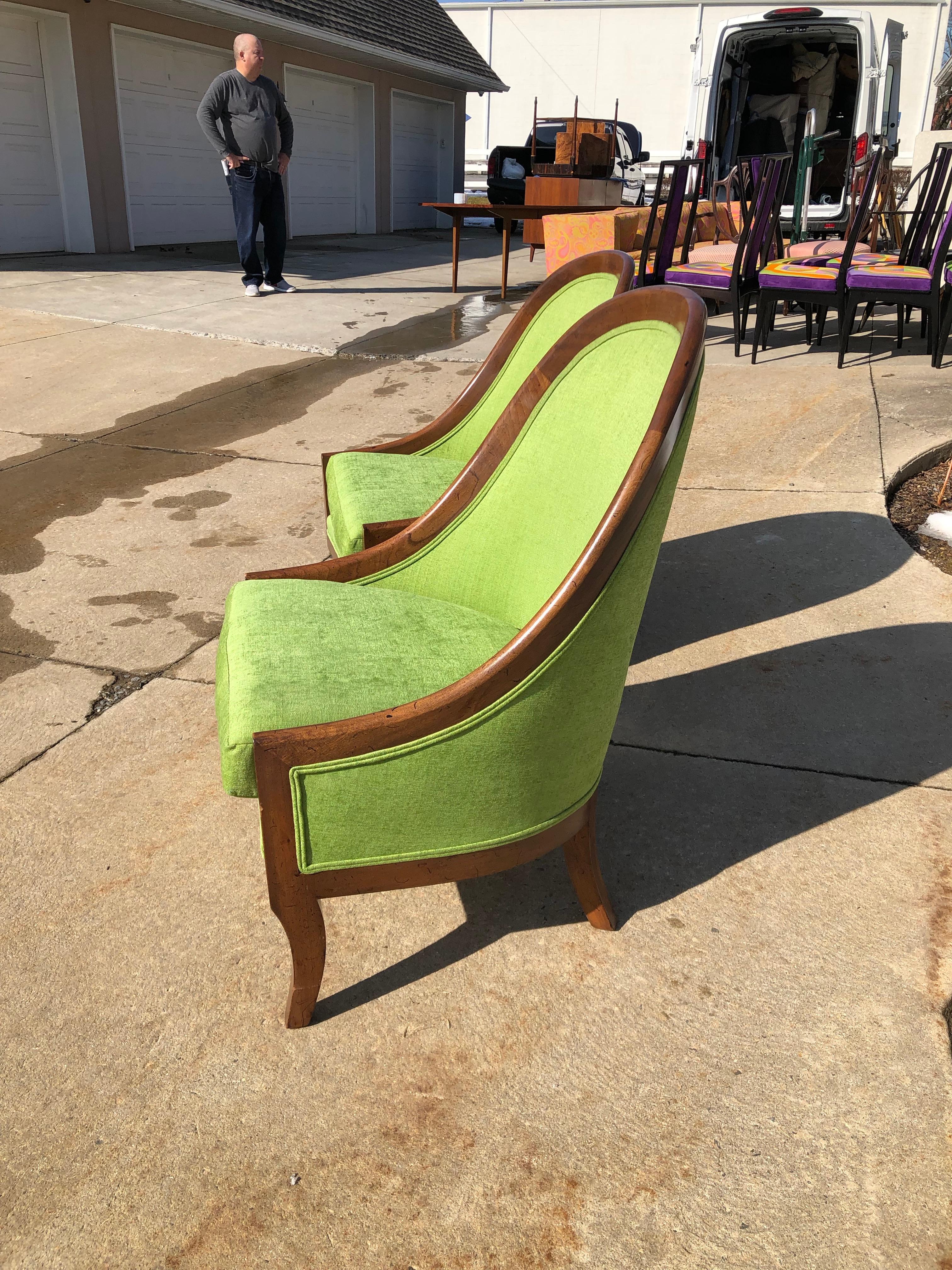 Dunbar Curved-Back Lounge Chairs (amerikanisch)
