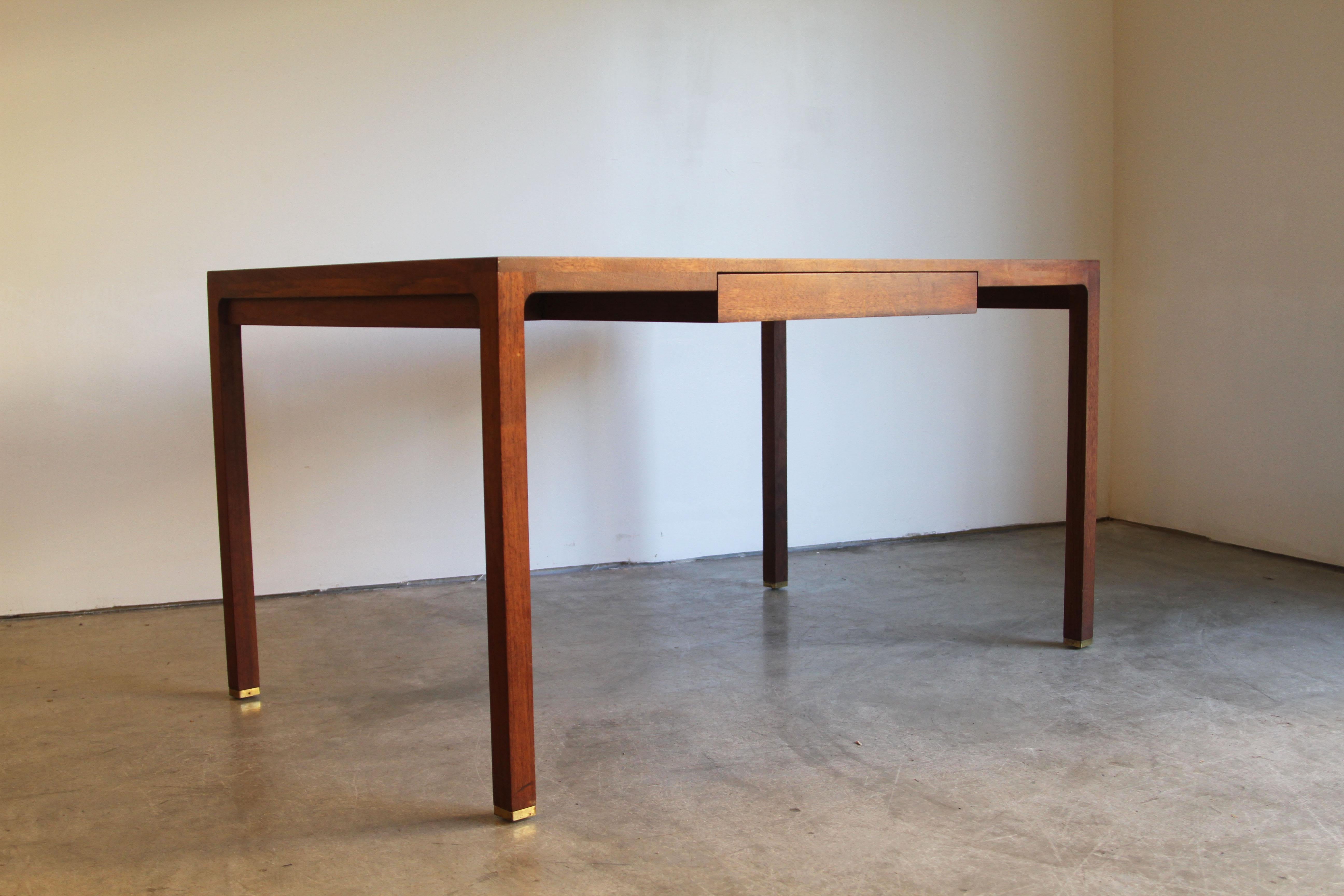 Designer: Unkown
Manufacture: Dunbar 
Period/style: Mid-Century Modern 
Country: US 
Date: 1960s.

Top refinishing recommended. 