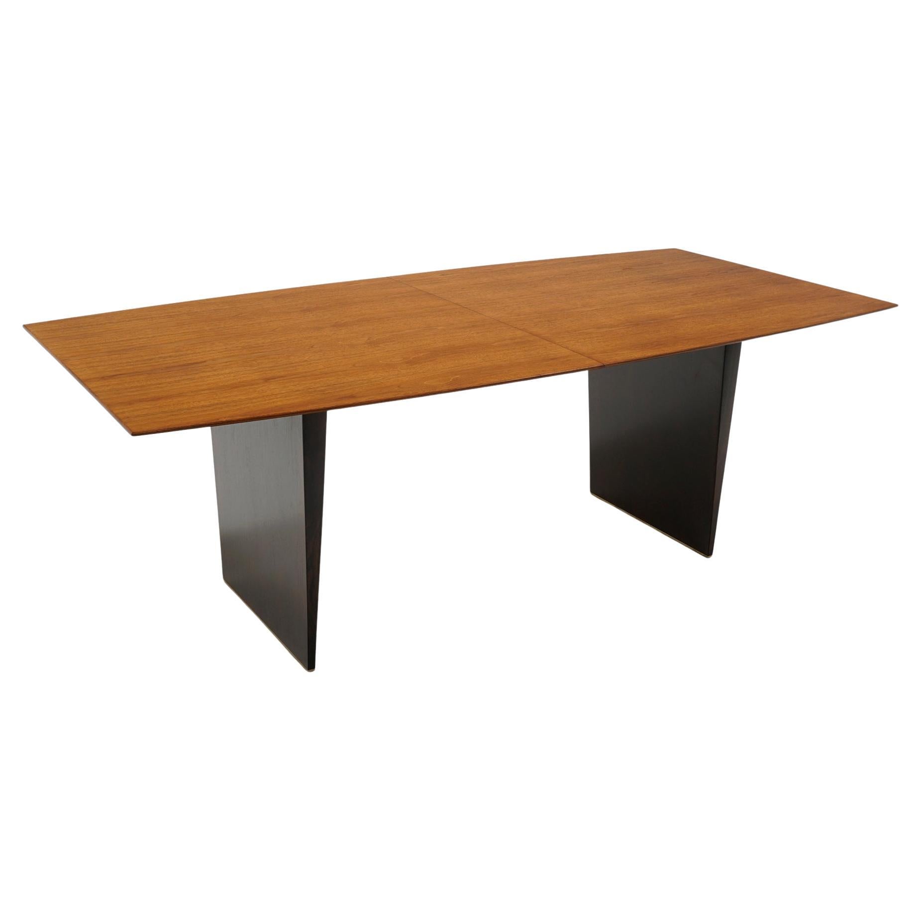 Tavolo da pranzo Dunbar modello 5460A in mogano di Edward Wormley. Restaurata con perizia