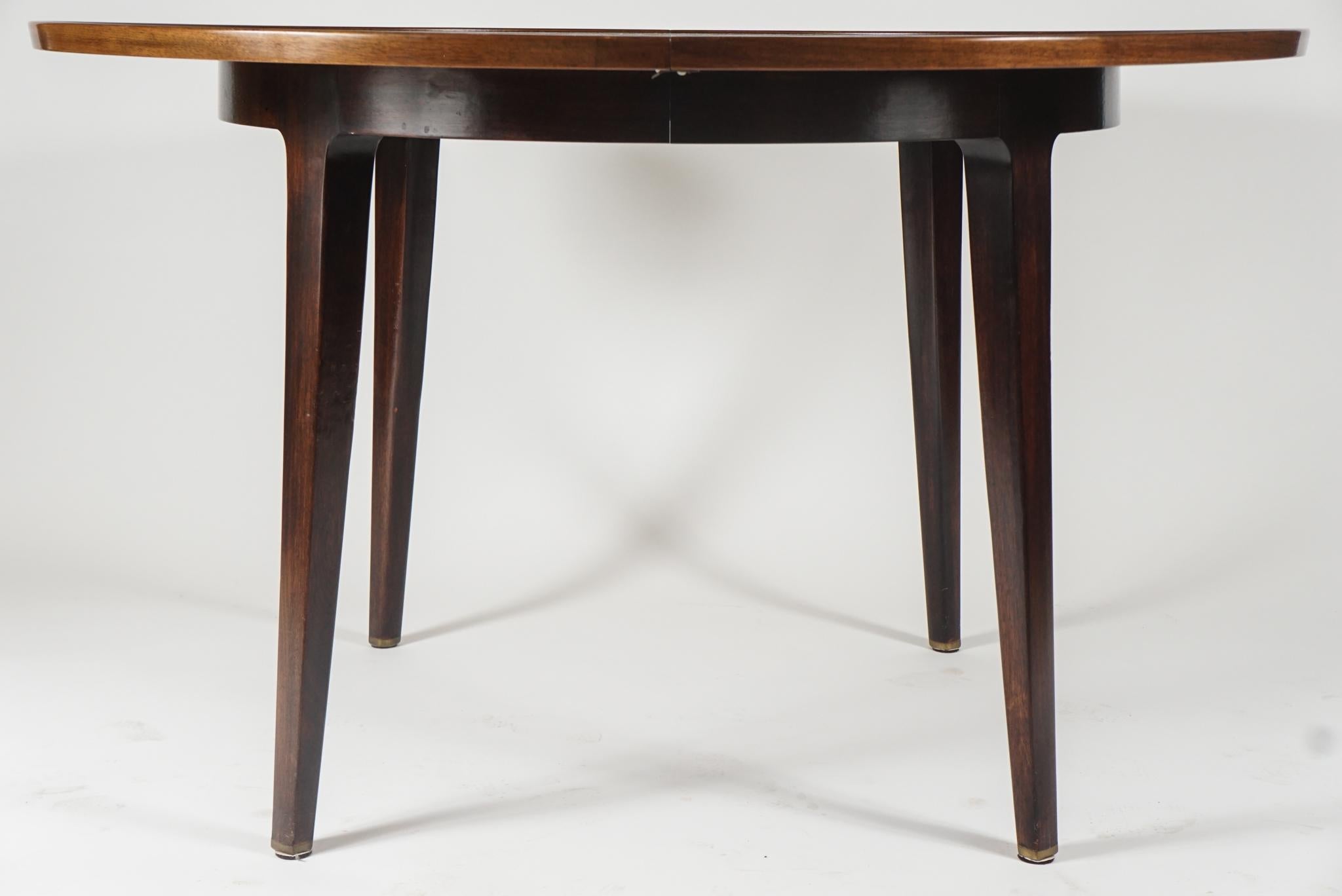20th Century Dunbar Dining Table with Two Leaf Extensions For Sale