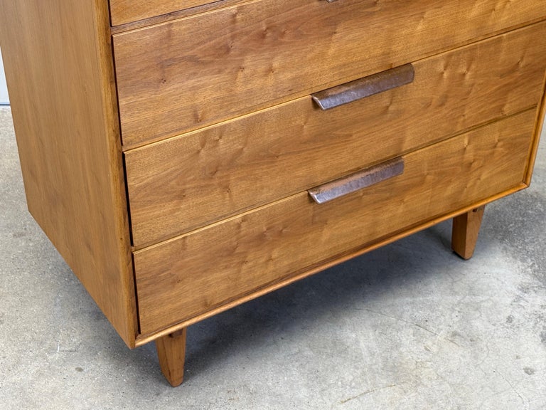 leather handle dresser Modern Minimalist 5-Drawer Dresser with Large Fabric Drawers
