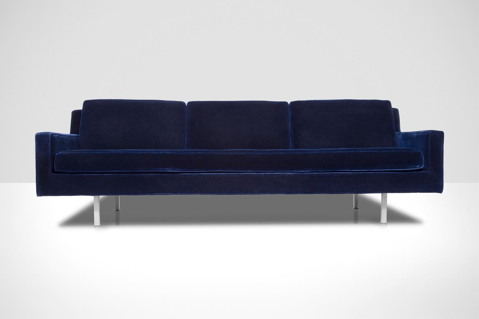 Dunbar Edward Wormley  Deep Blue Alpaca Sofa Mid-Century Modern In Excellent Condition For Sale In Bloomfield Hills, MI