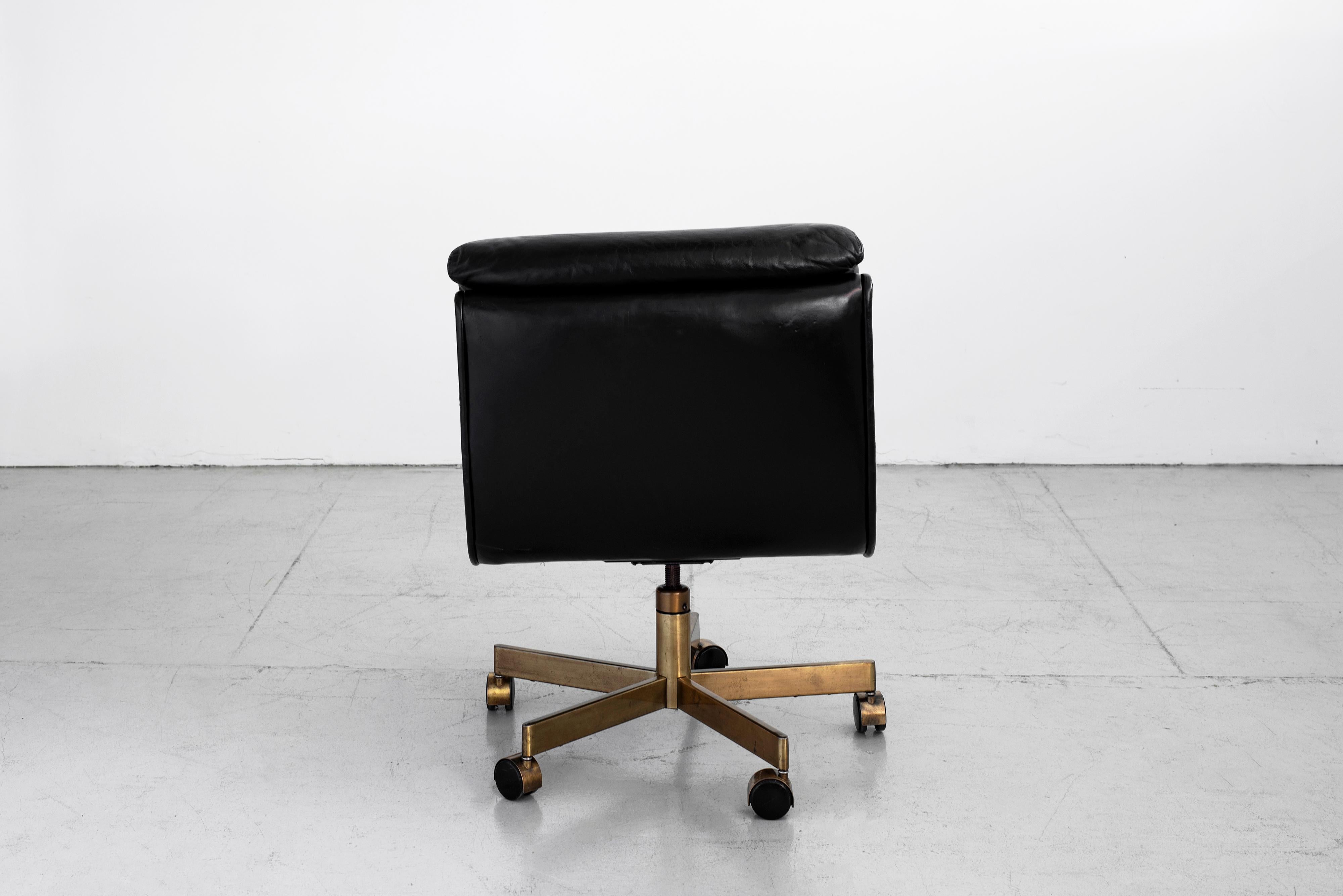 American Dunbar Executive Office Chair