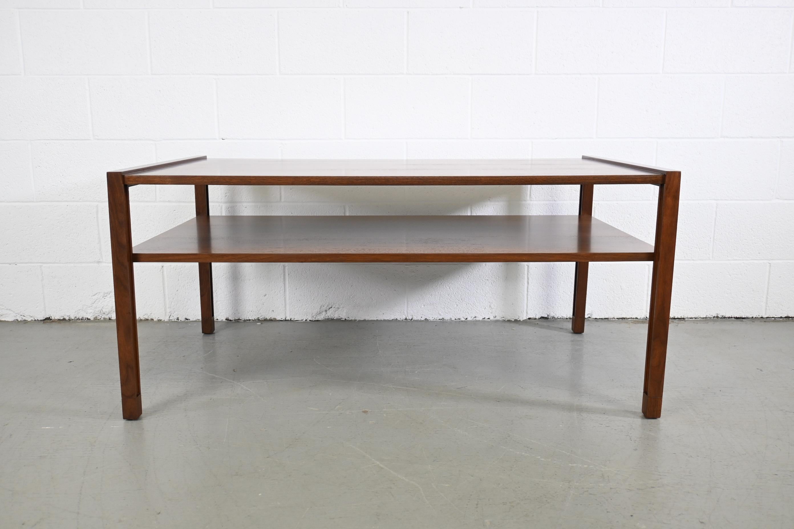 Dunbar Furniture Mid-Century Modern Two Tiered Walnut Coffee Table In Excellent Condition In Morgan, UT