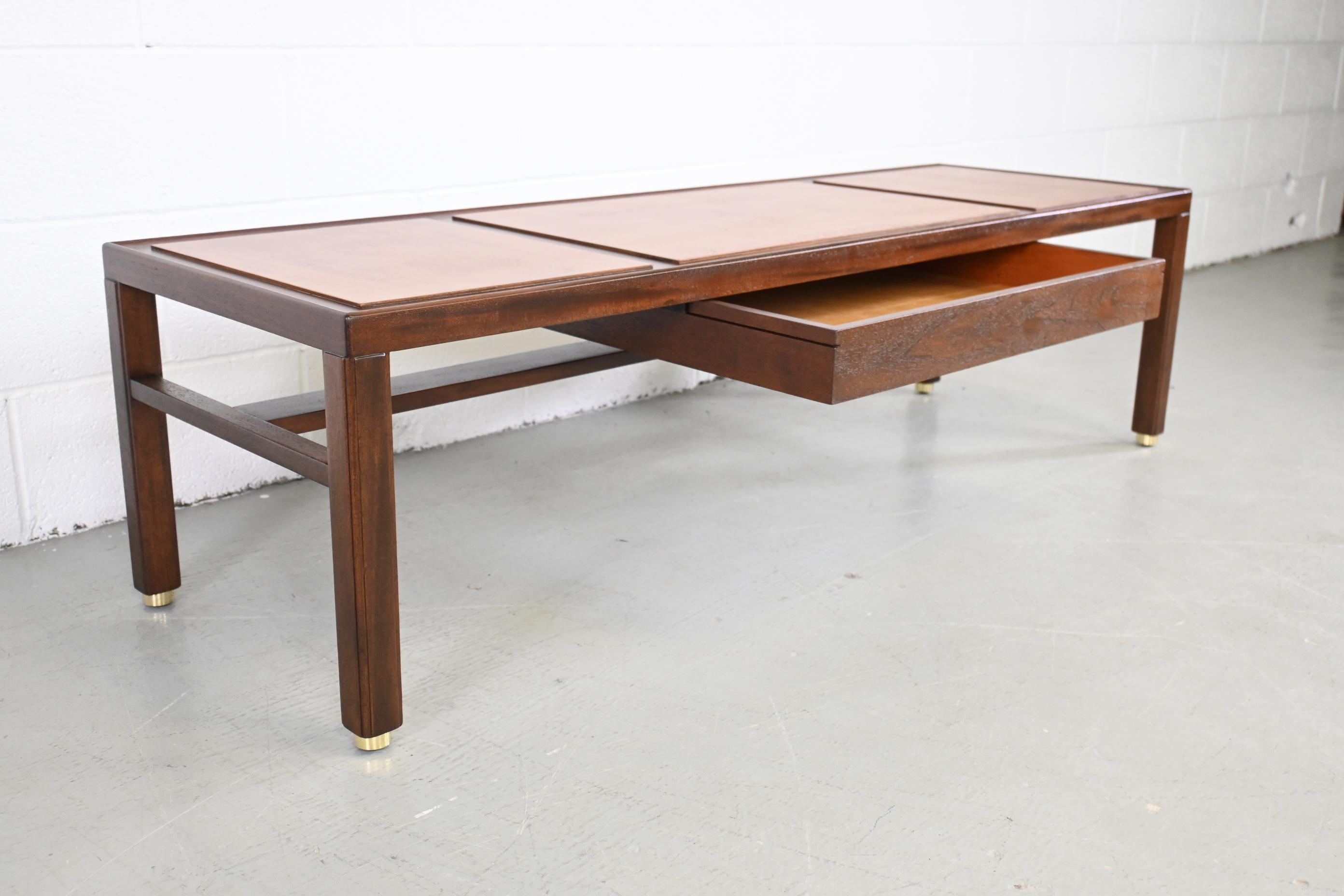 Dunbar Furniture Mid-Century Modern Two Toned Mahogany Coffee Table 5