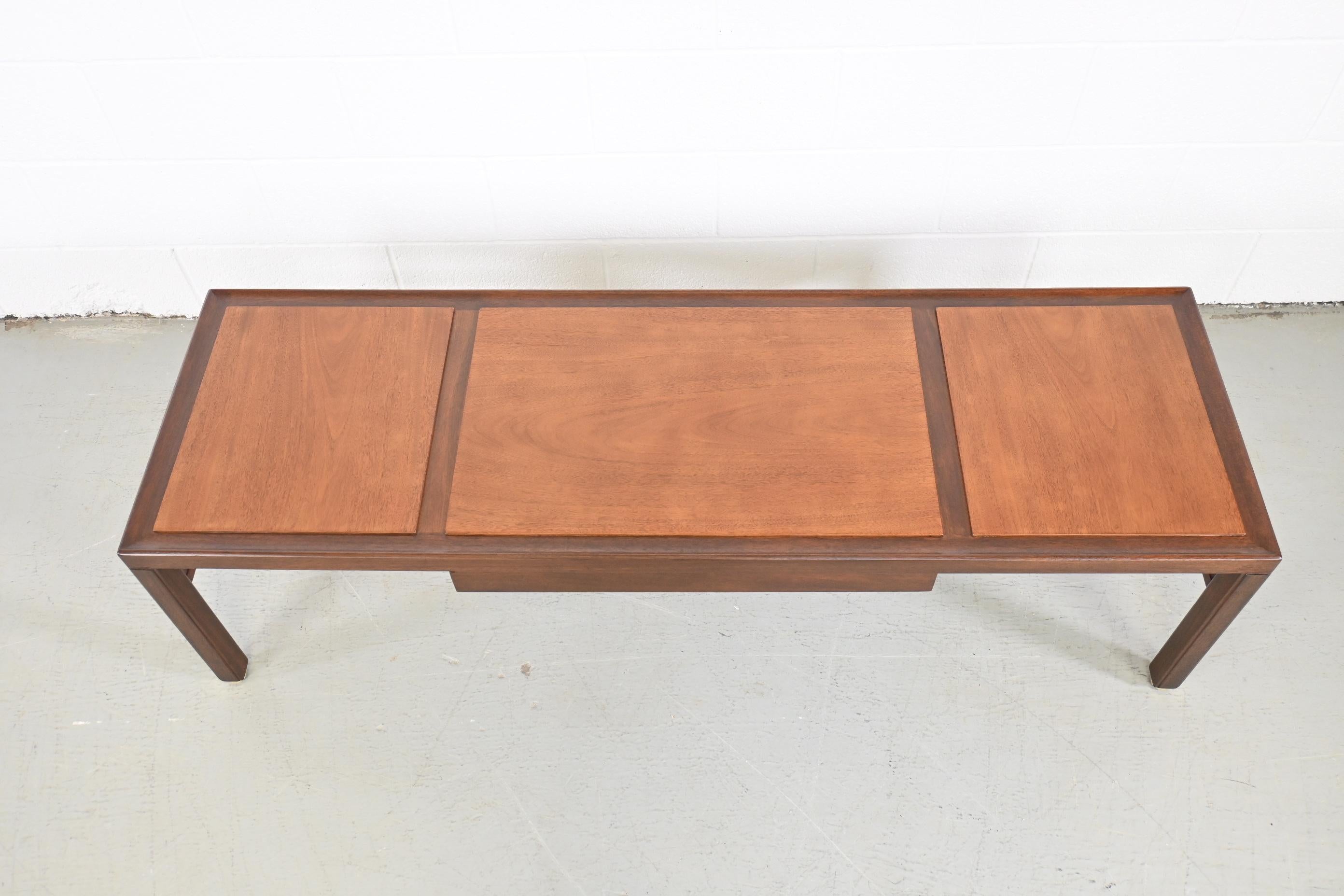 Dunbar Furniture Mid-Century Modern Two Toned Mahogany Coffee Table 2