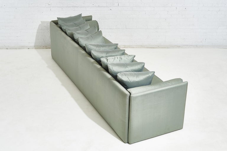 Dunbar “Kips Bay Sofa” by John Saladino In Good Condition For Sale In Chicago, IL