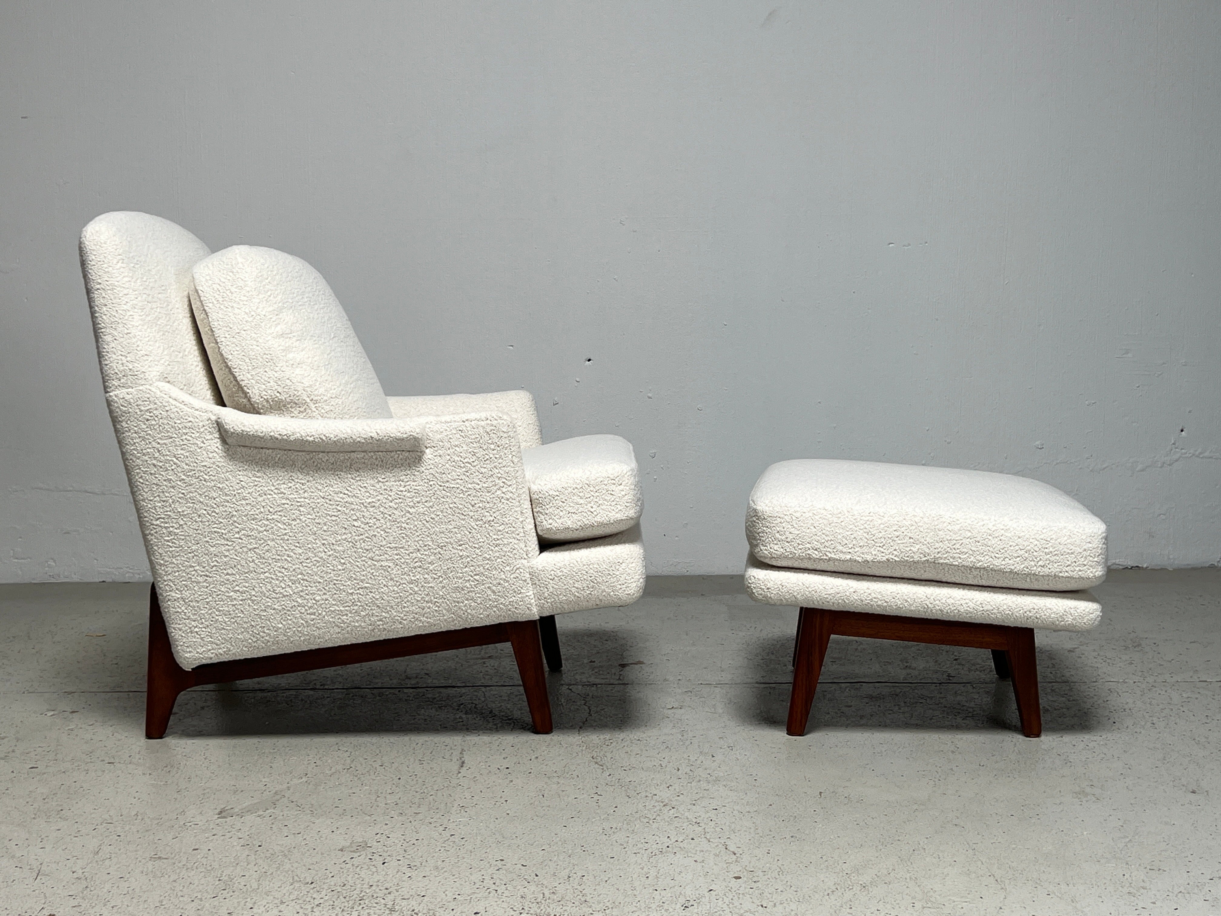 A Dunbar lounge chair and ottoman model 484 designed by Roger Sprunger. Fully restored and reupholstered in Holly Hunt fabric. 