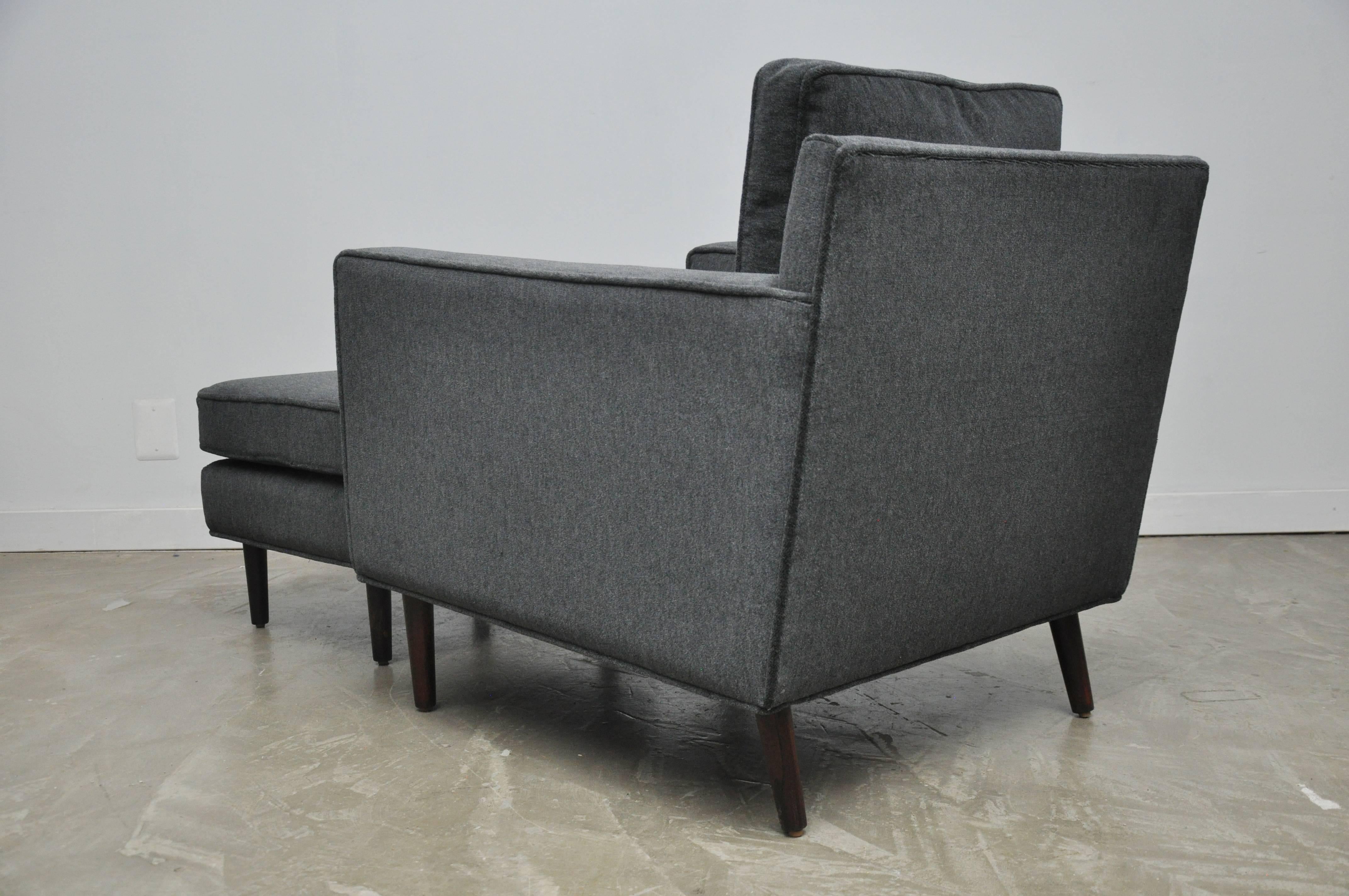 Mid-20th Century Dunbar Lounge Chair with Ottoman on Rosewood Legs by Edward Wormley