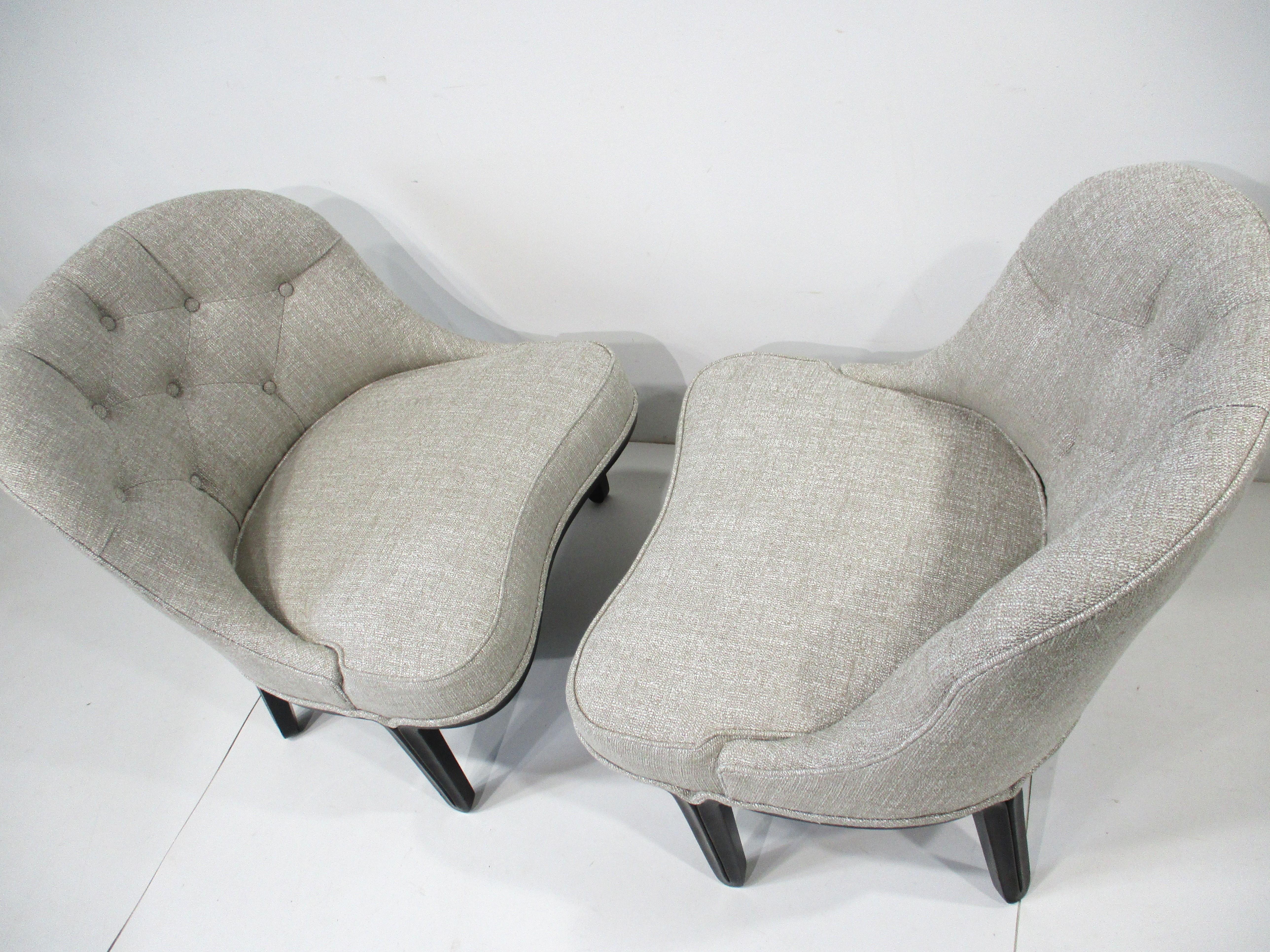 Dunbar Lounge Chairs by Edward Wormley for the Janus Collection In Good Condition In Cincinnati, OH
