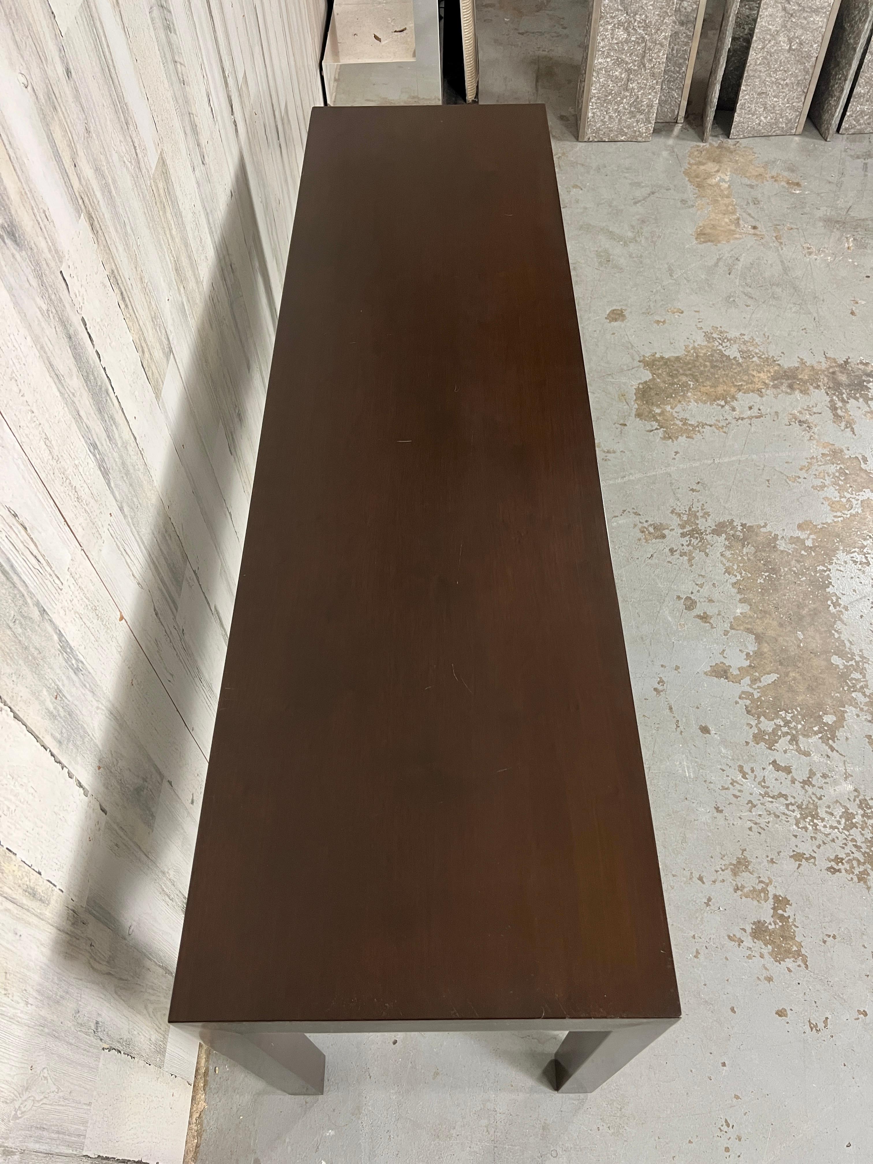 Dunbar Mahogany Console Table In Good Condition For Sale In Denton, TX