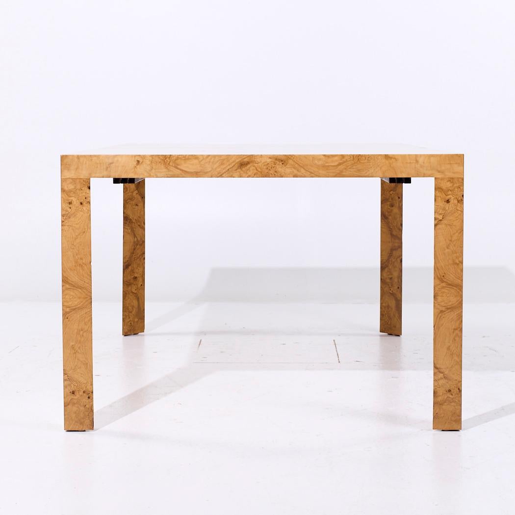 Dunbar Table de salle à manger en bois d'ébène du milieu du siècle avec 2 abattants en vente 2