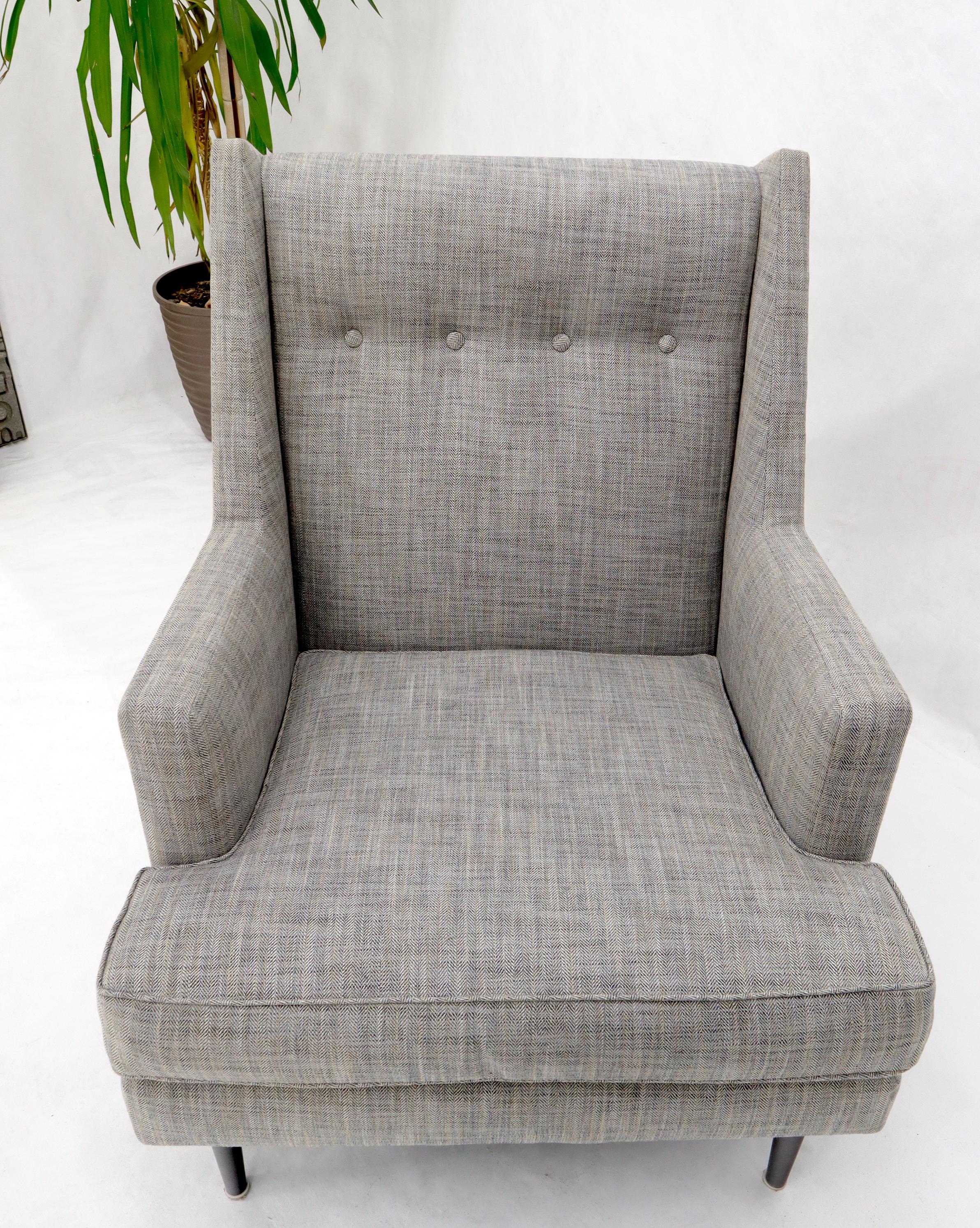 Dunbar Mid-Century Modern Lounge Chair Restored For Sale 3