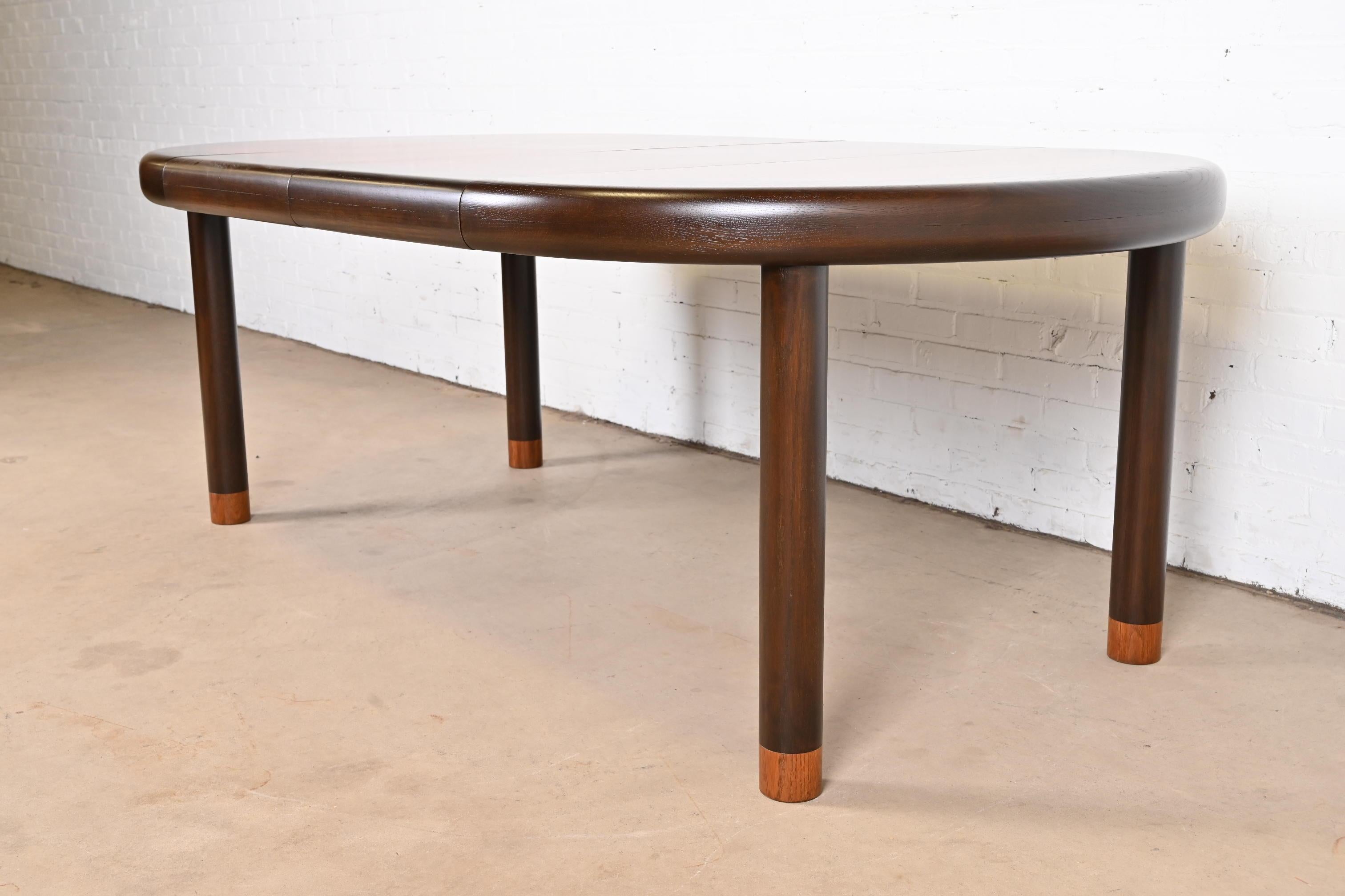 Late 20th Century Dunbar Mid-Century Modern Rosewood Extension Dining Table, Newly Refinished For Sale