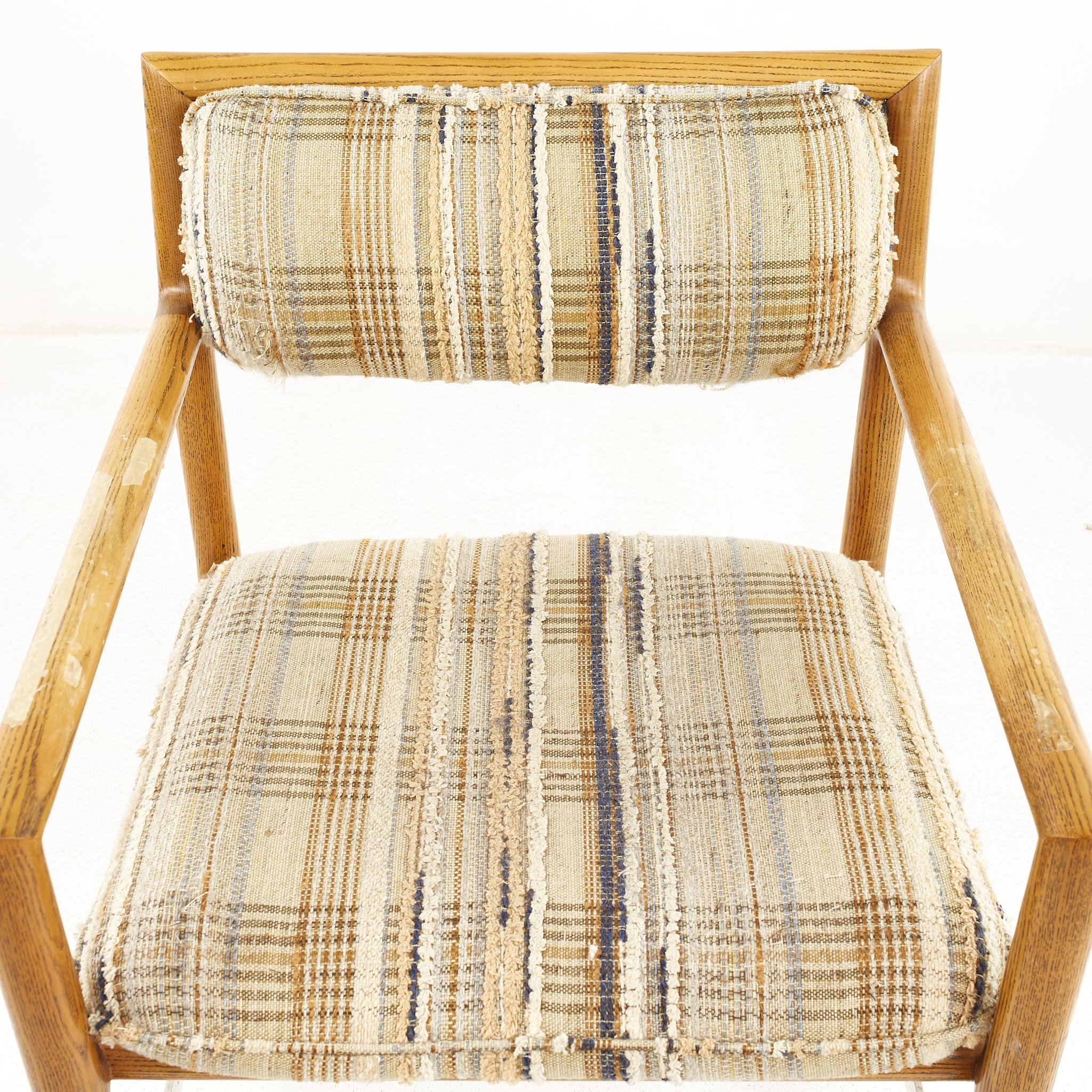 Dunbar Mid Century Occasional Lounge Chair For Sale 2