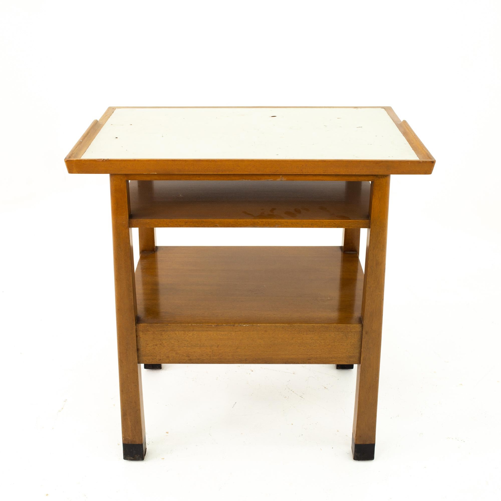 Dunbar Mid Century Walnut and White Laminate Side End Table In Good Condition For Sale In Countryside, IL