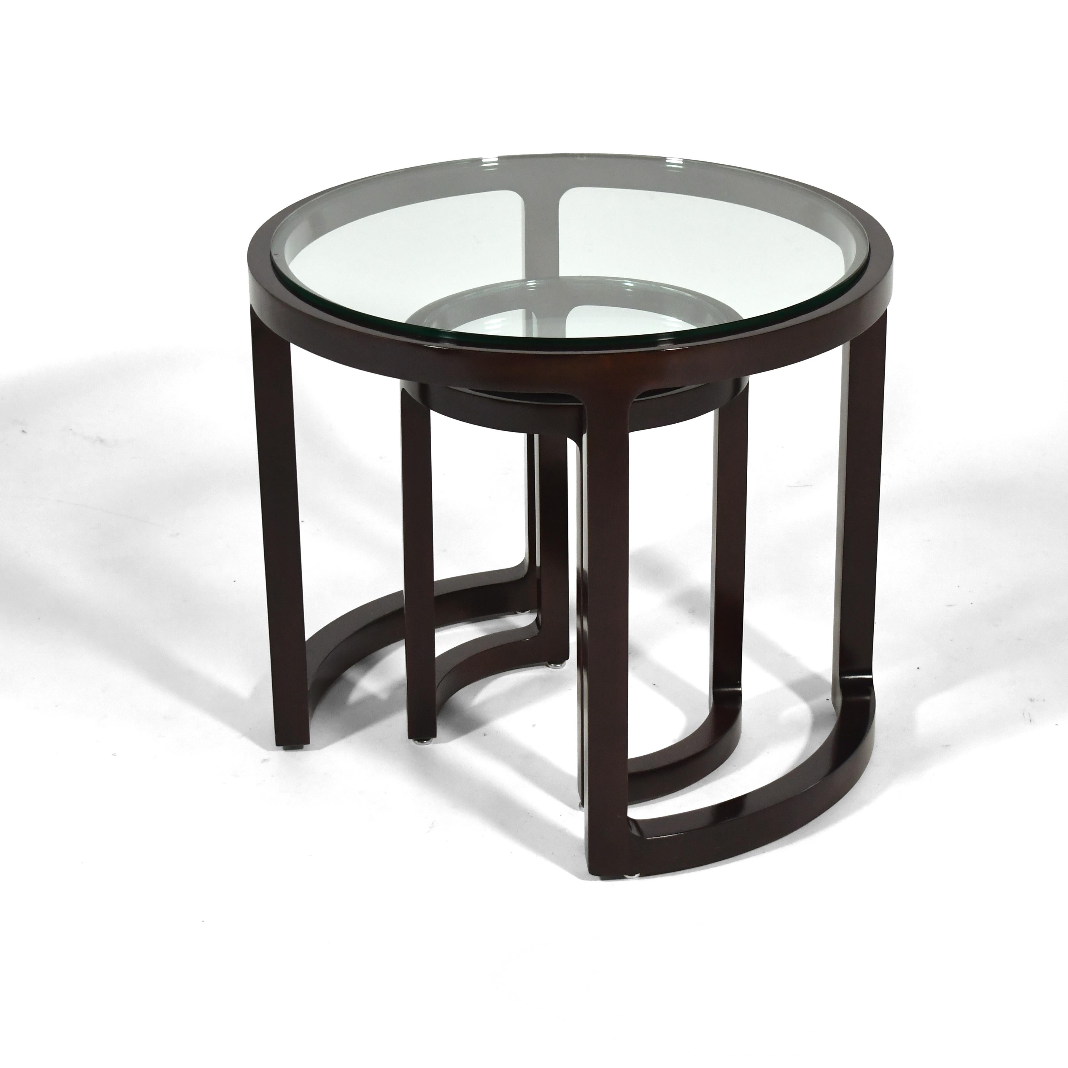Dunbar Nesting Tables In Good Condition For Sale In Highland, IN