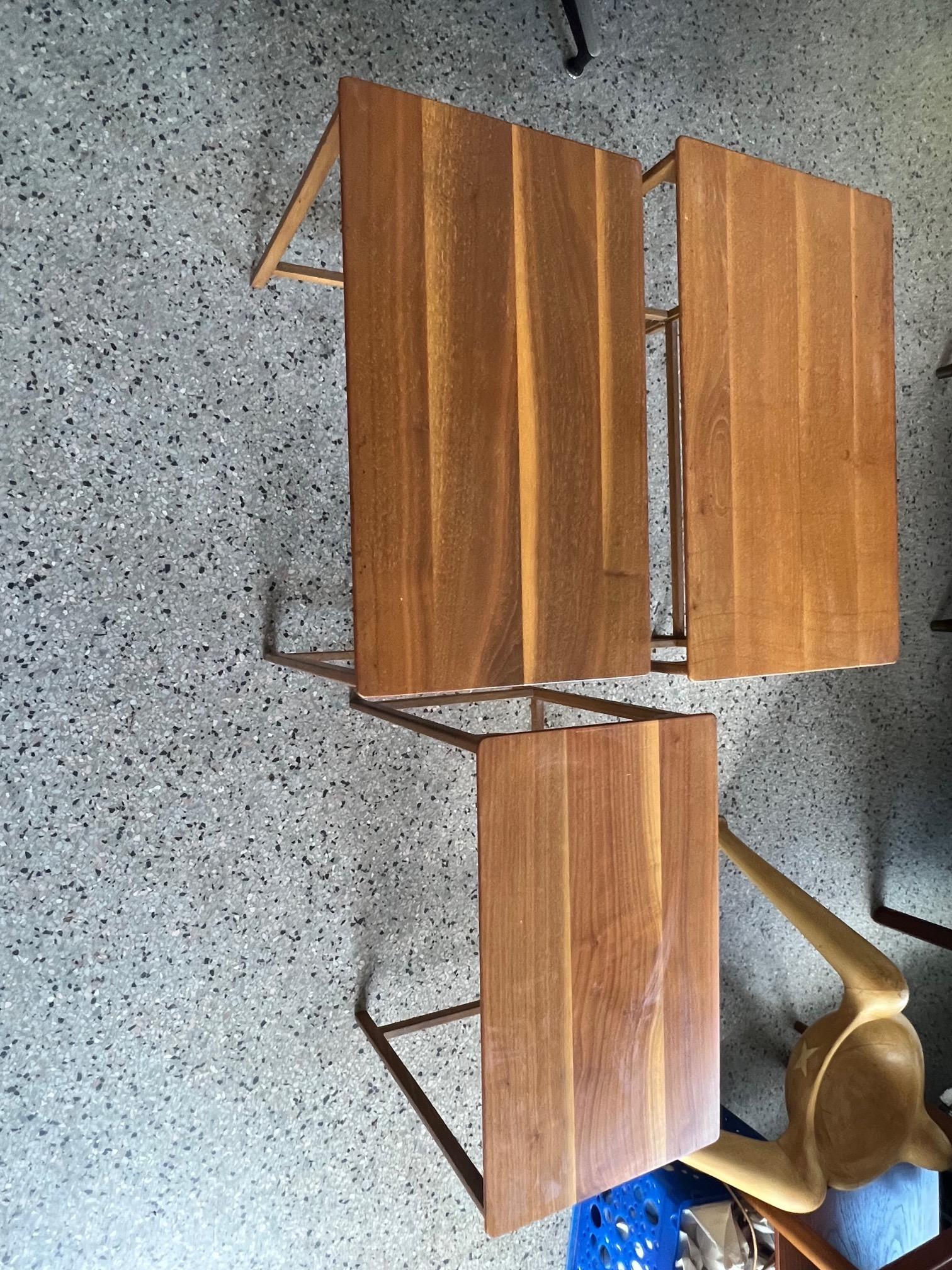 Dunbar Nesting Tables in Sap Walnut For Sale 3