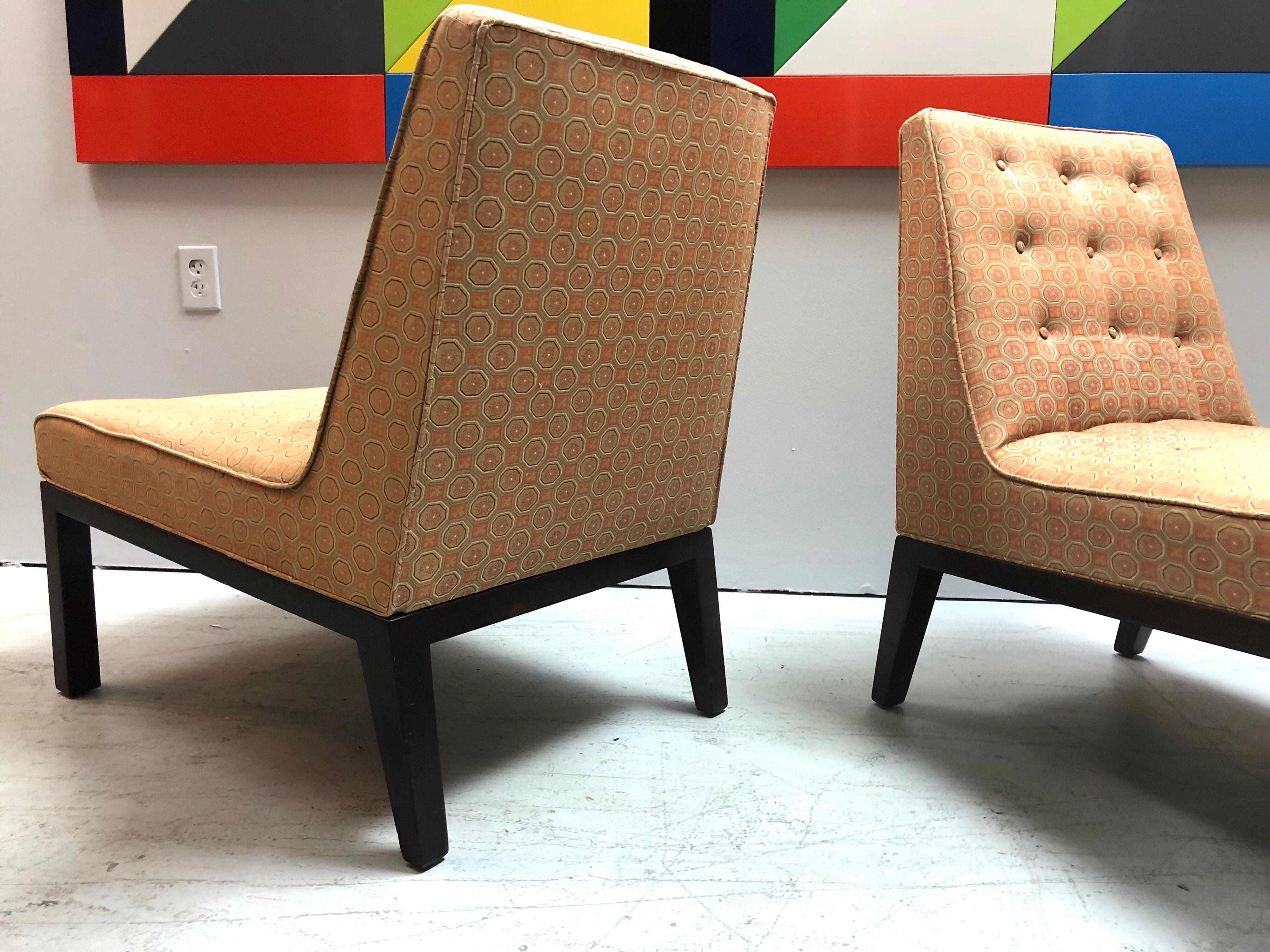 Dunbar Pair of Edward Wormley Lounge Chairs In Good Condition In Miami, FL